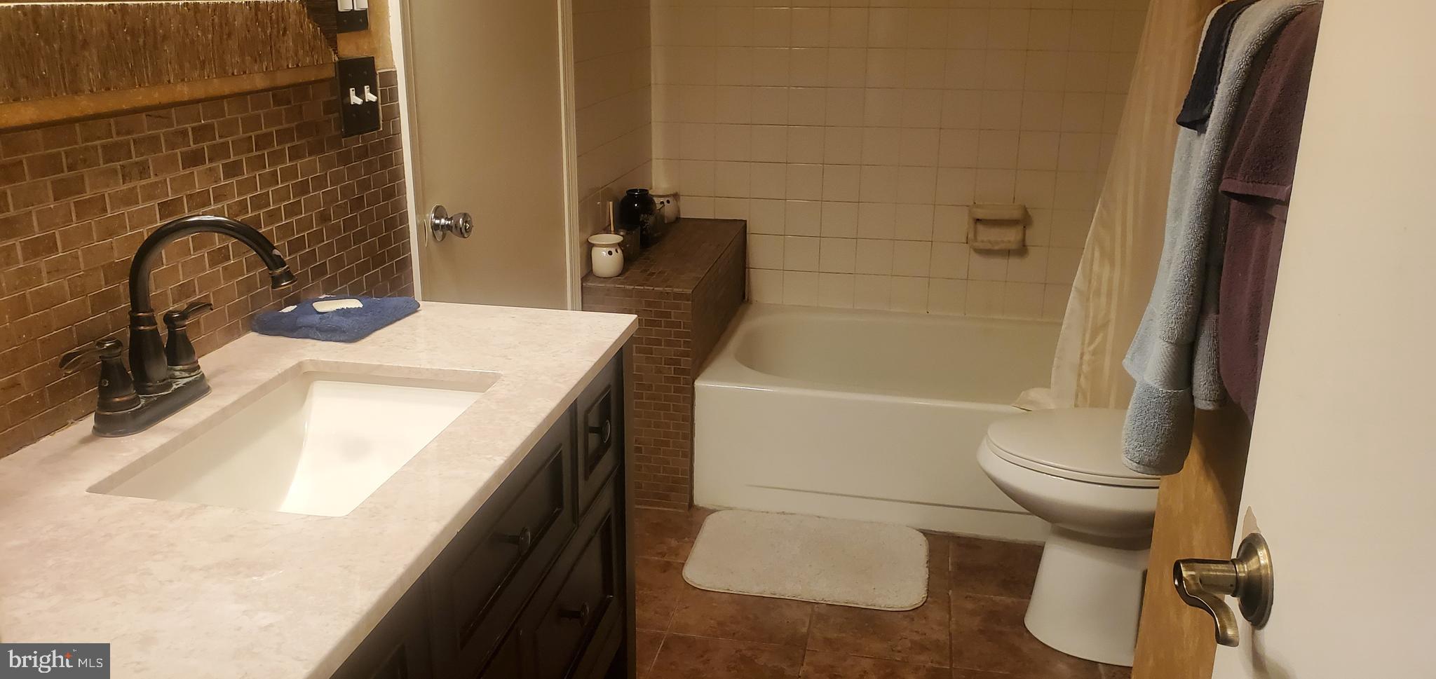 MONTGOMERY GLEN - Residential