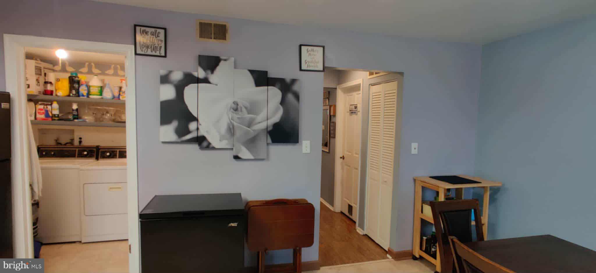 MONTGOMERY GLEN - Residential