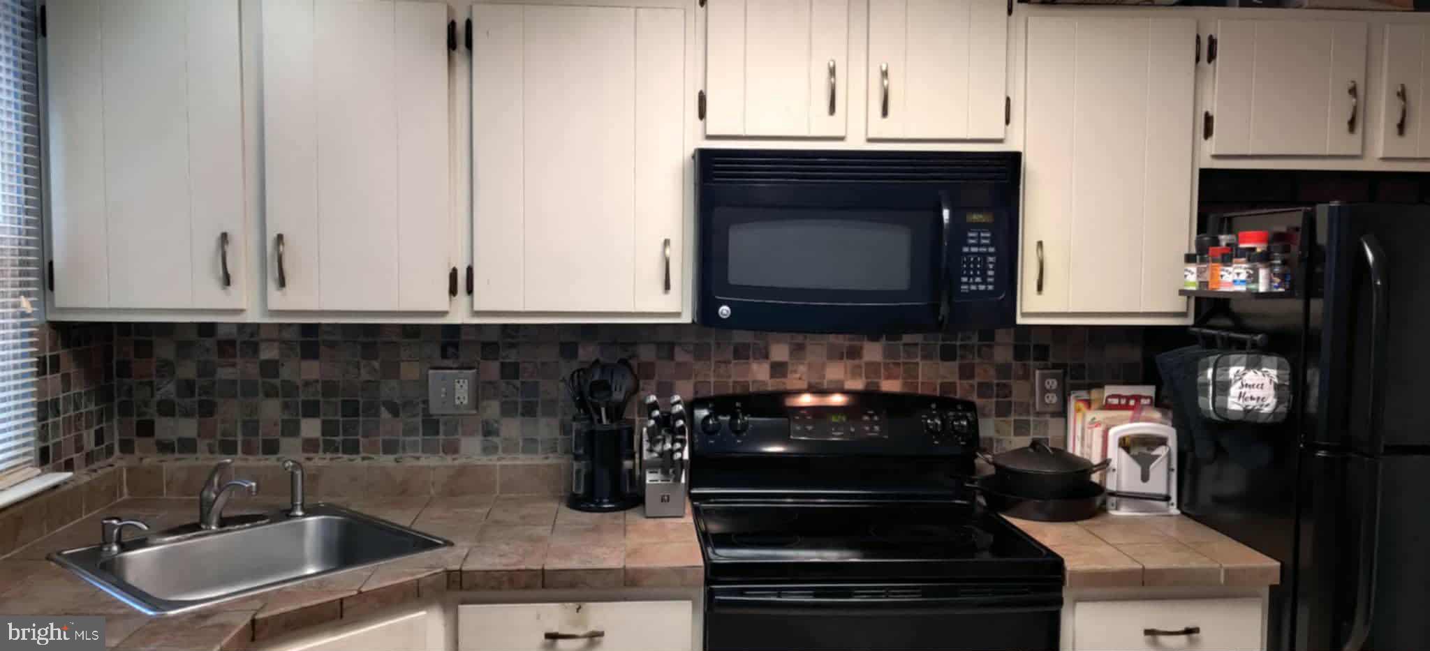 MONTGOMERY GLEN - Residential