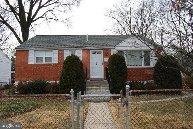 GLENMONT HILLS - Residential Lease