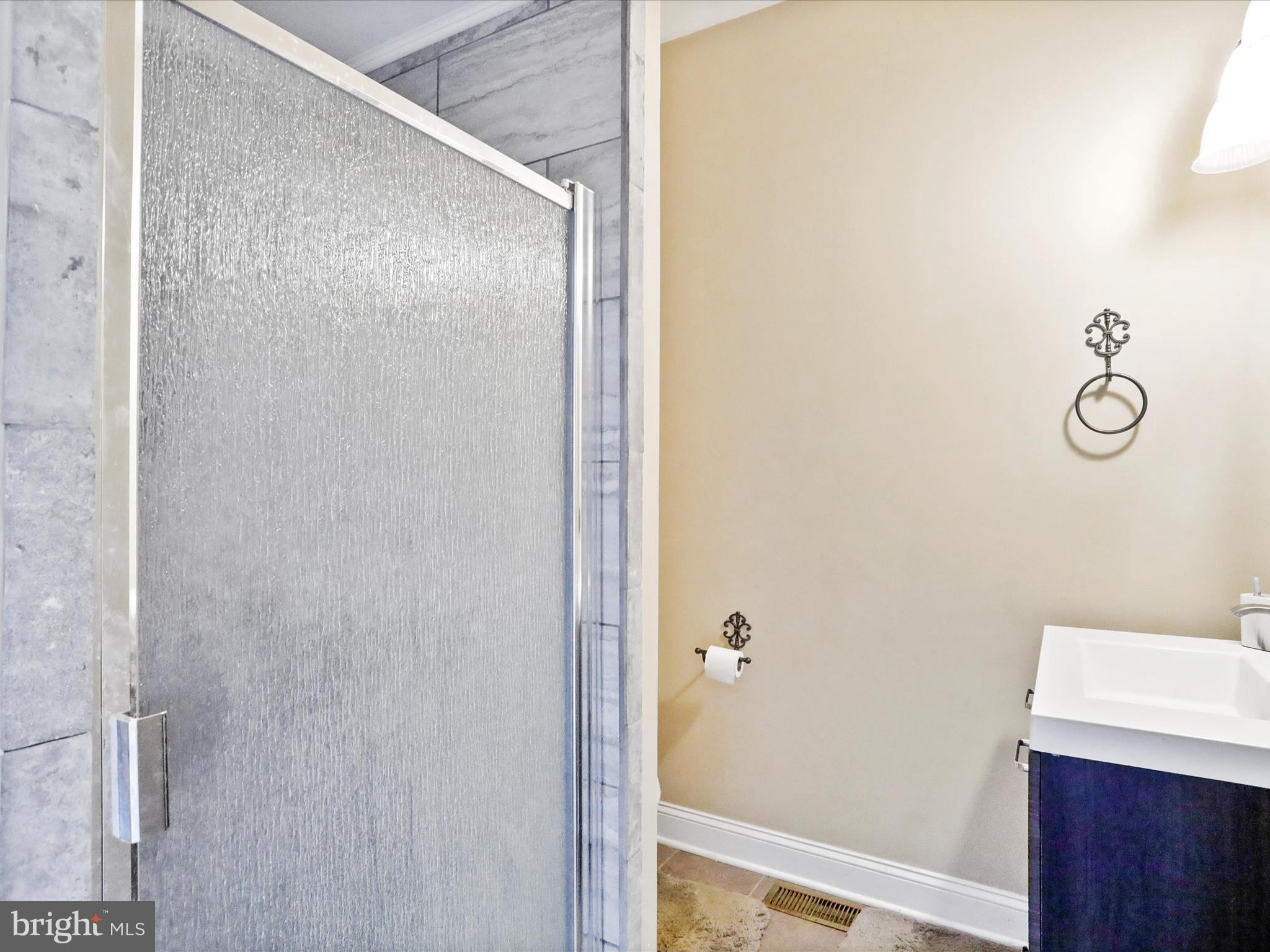 MEADOW BROOK - Residential