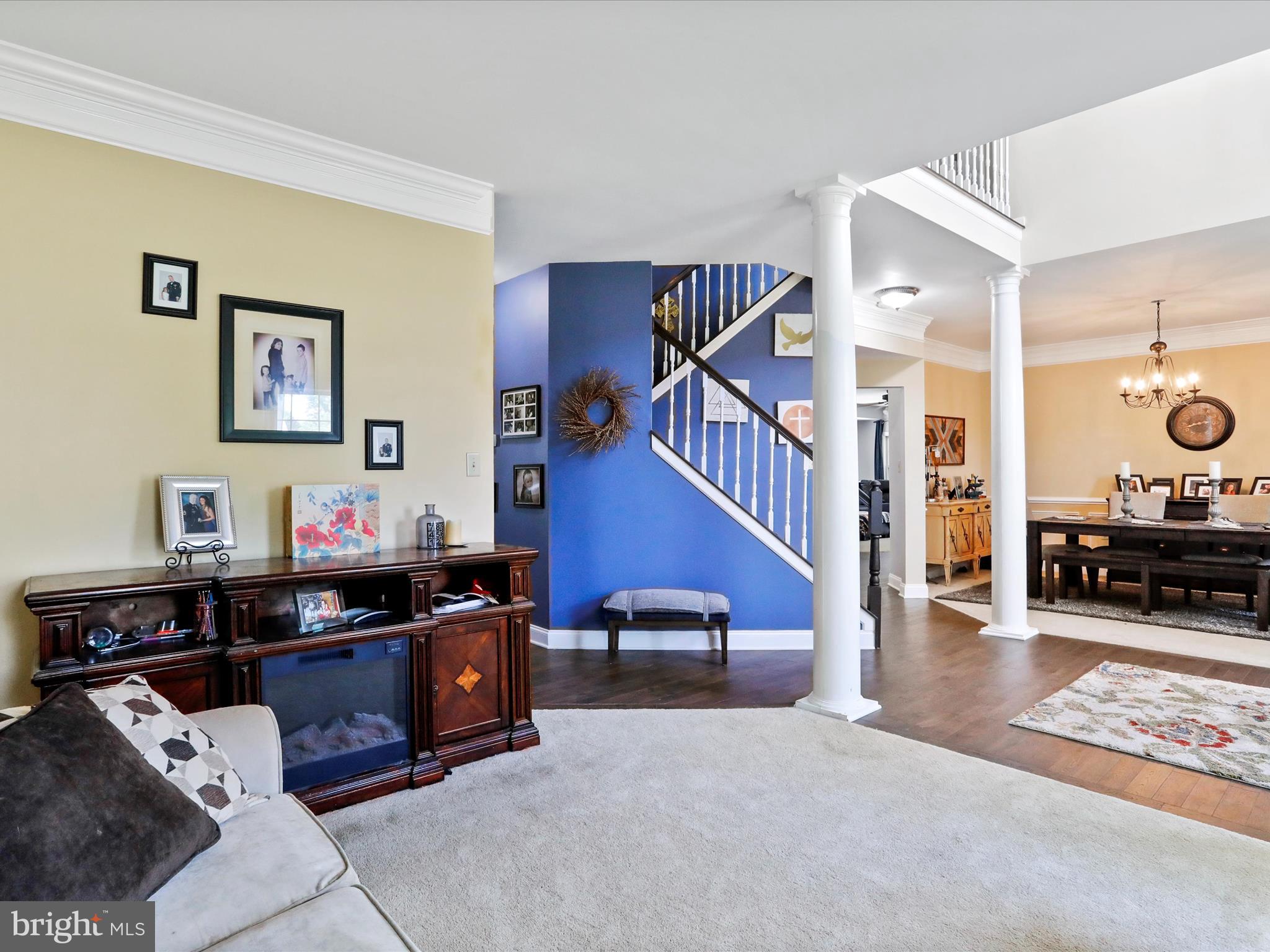 MEADOW BROOK - Residential