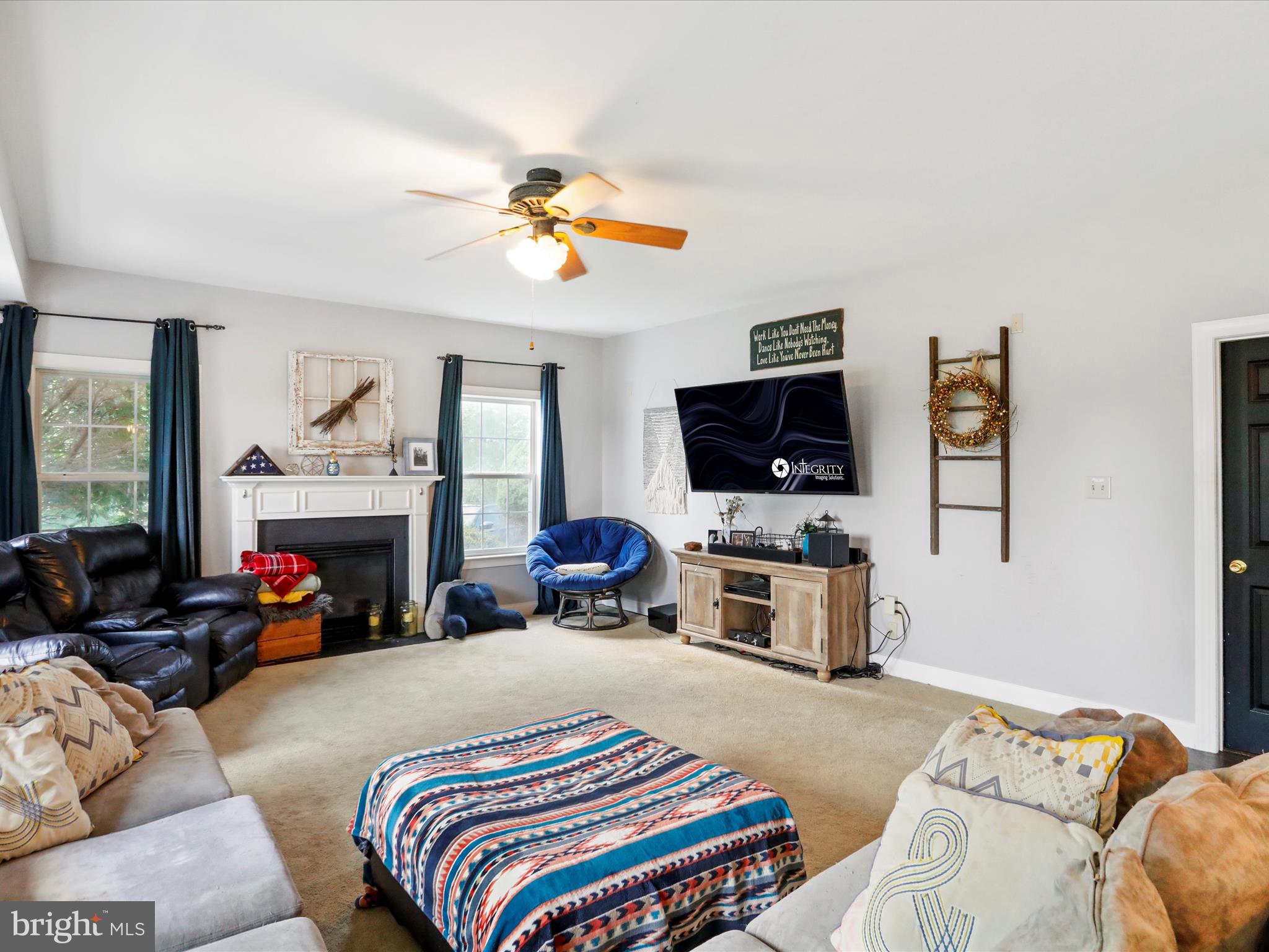 MEADOW BROOK - Residential