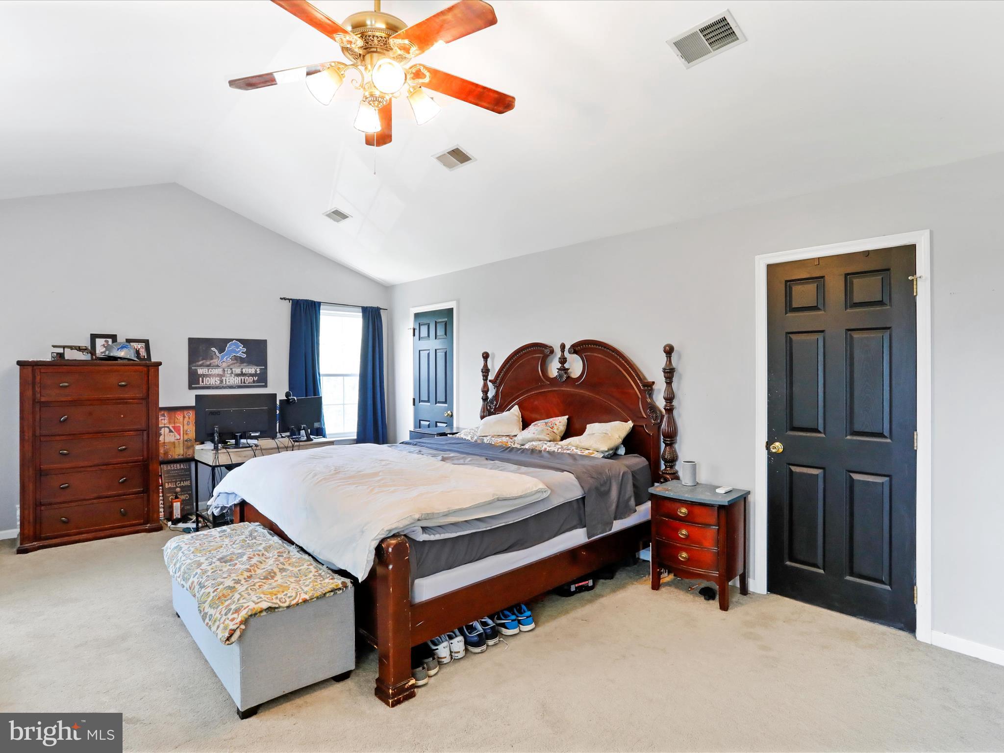 MEADOW BROOK - Residential