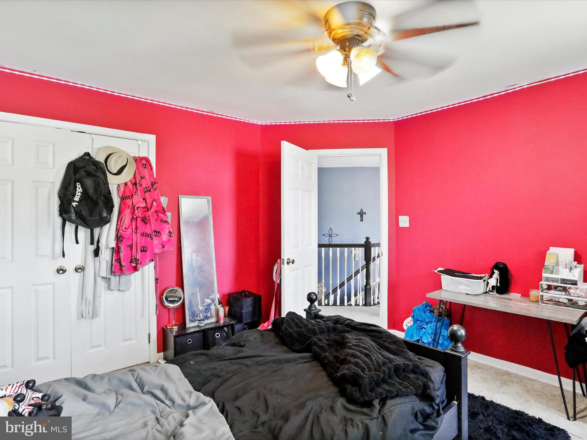 MEADOW BROOK - Residential