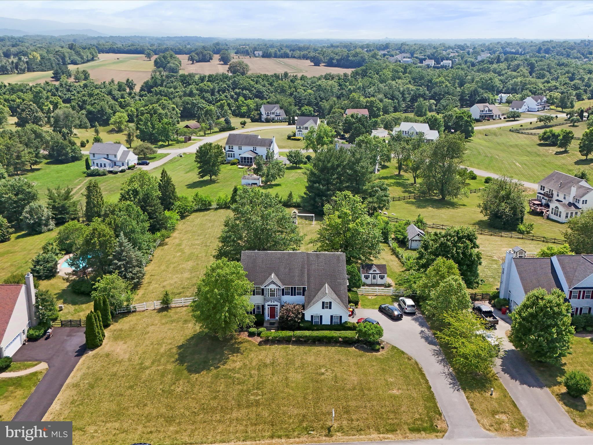 MEADOW BROOK - Residential