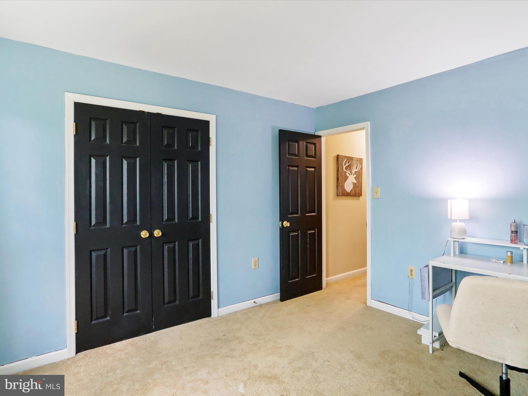 MEADOW BROOK - Residential