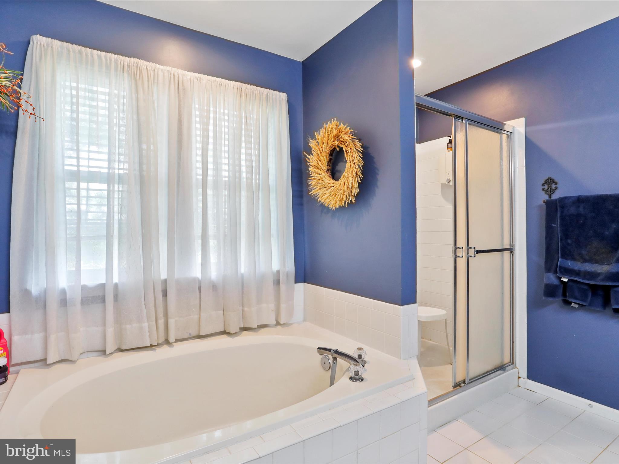 MEADOW BROOK - Residential