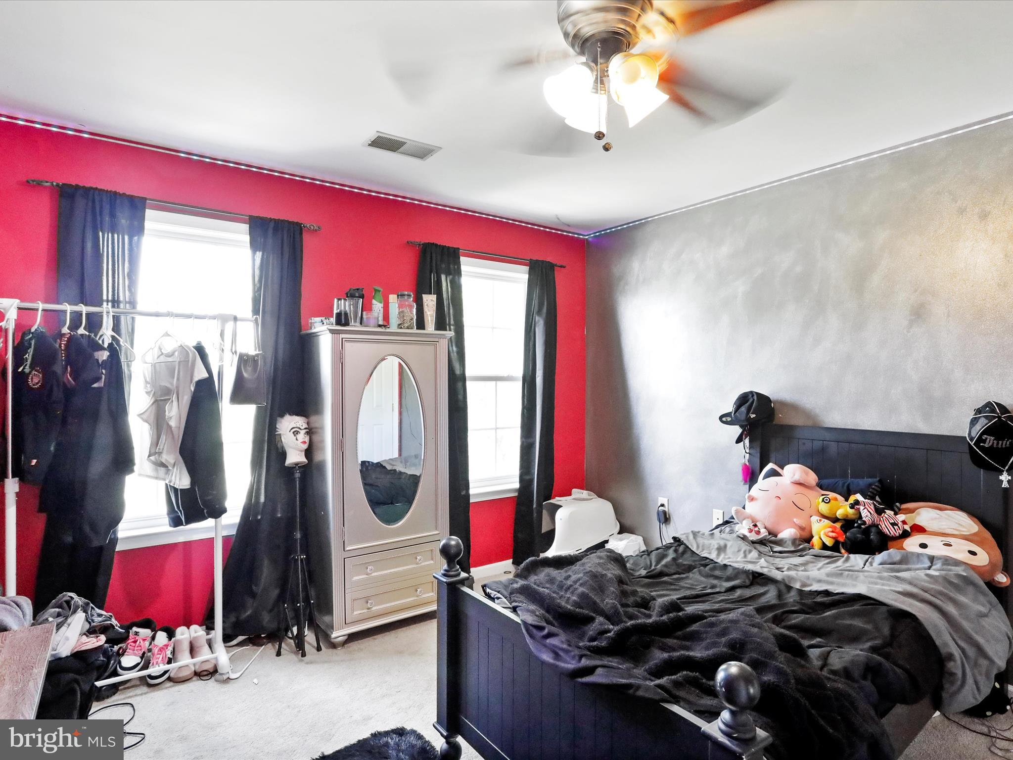 MEADOW BROOK - Residential