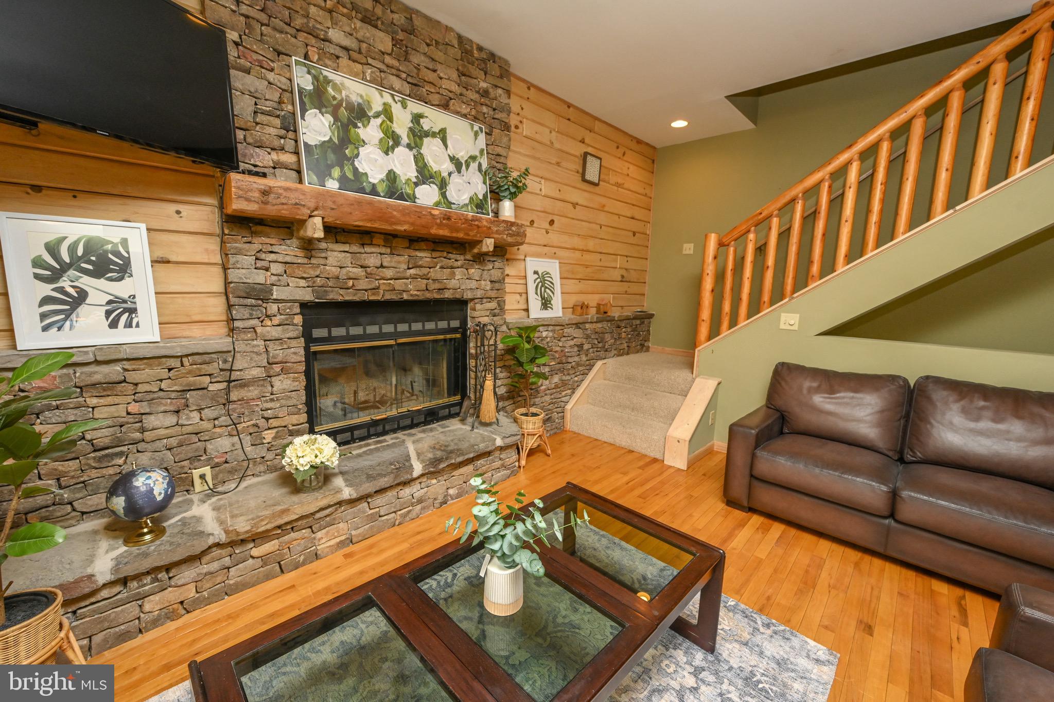 SANDY SHORES - Residential