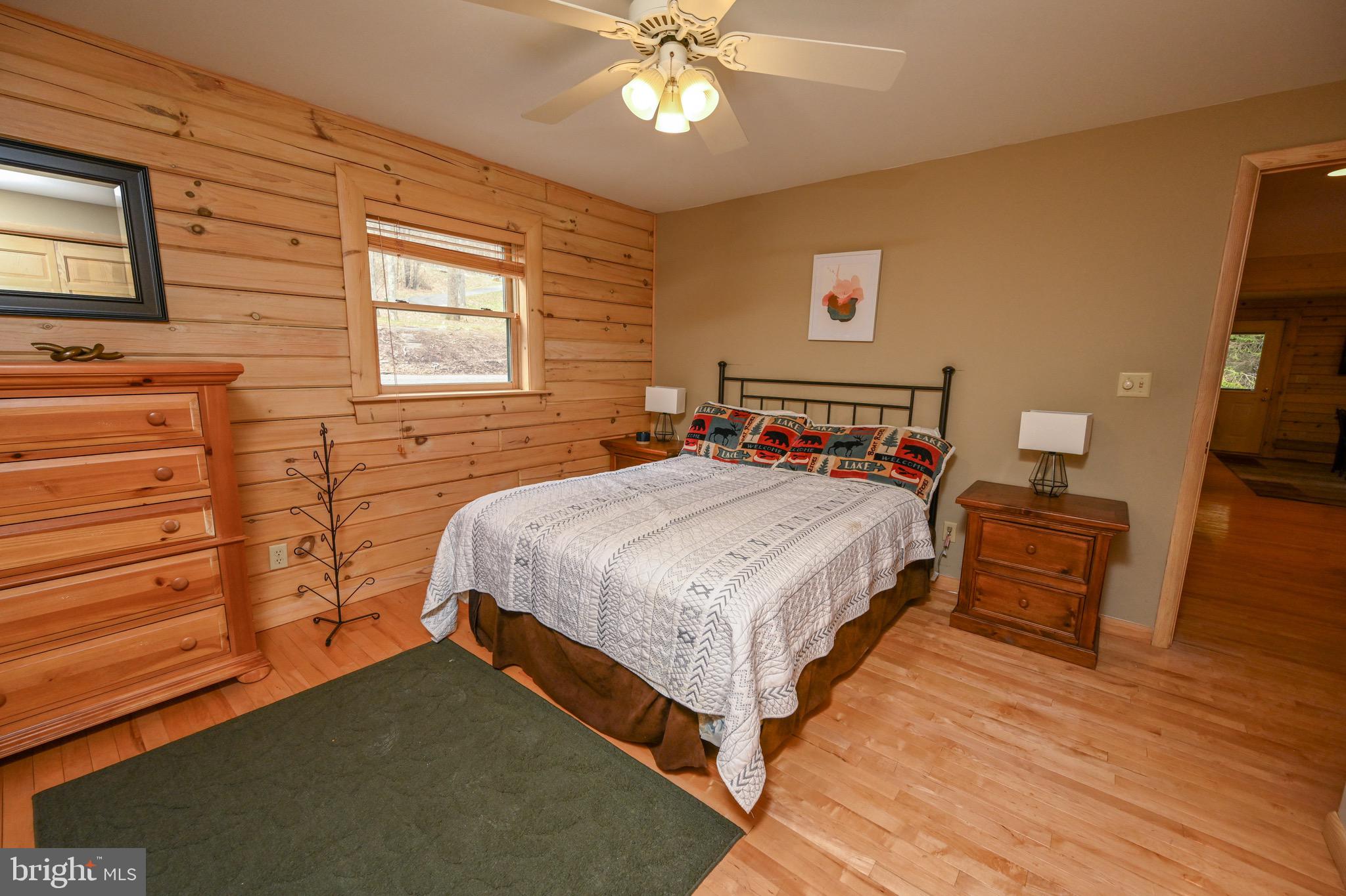 SANDY SHORES - Residential