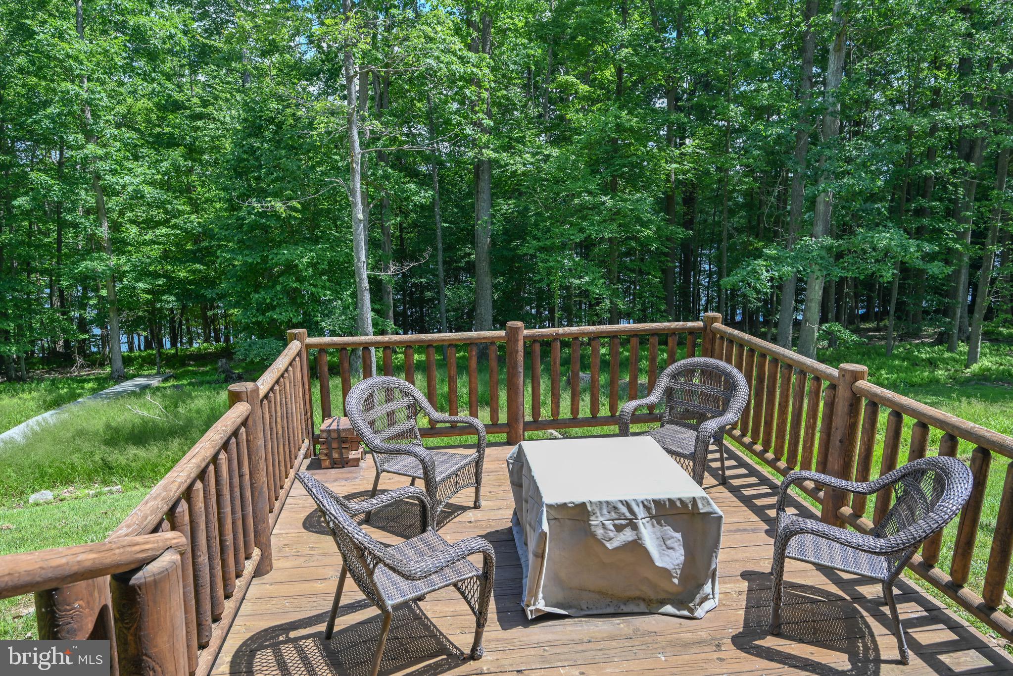 SANDY SHORES - Residential