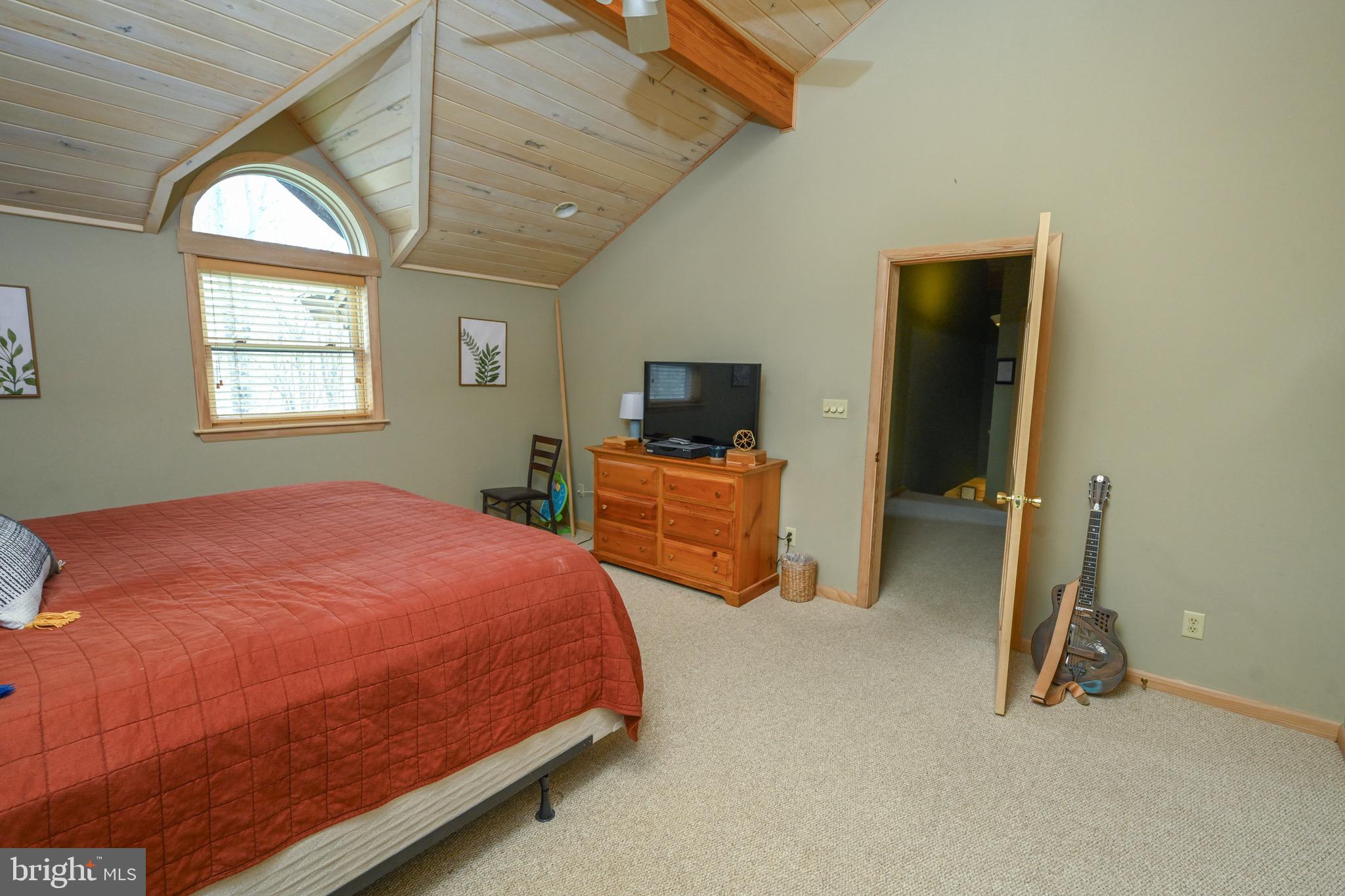 SANDY SHORES - Residential