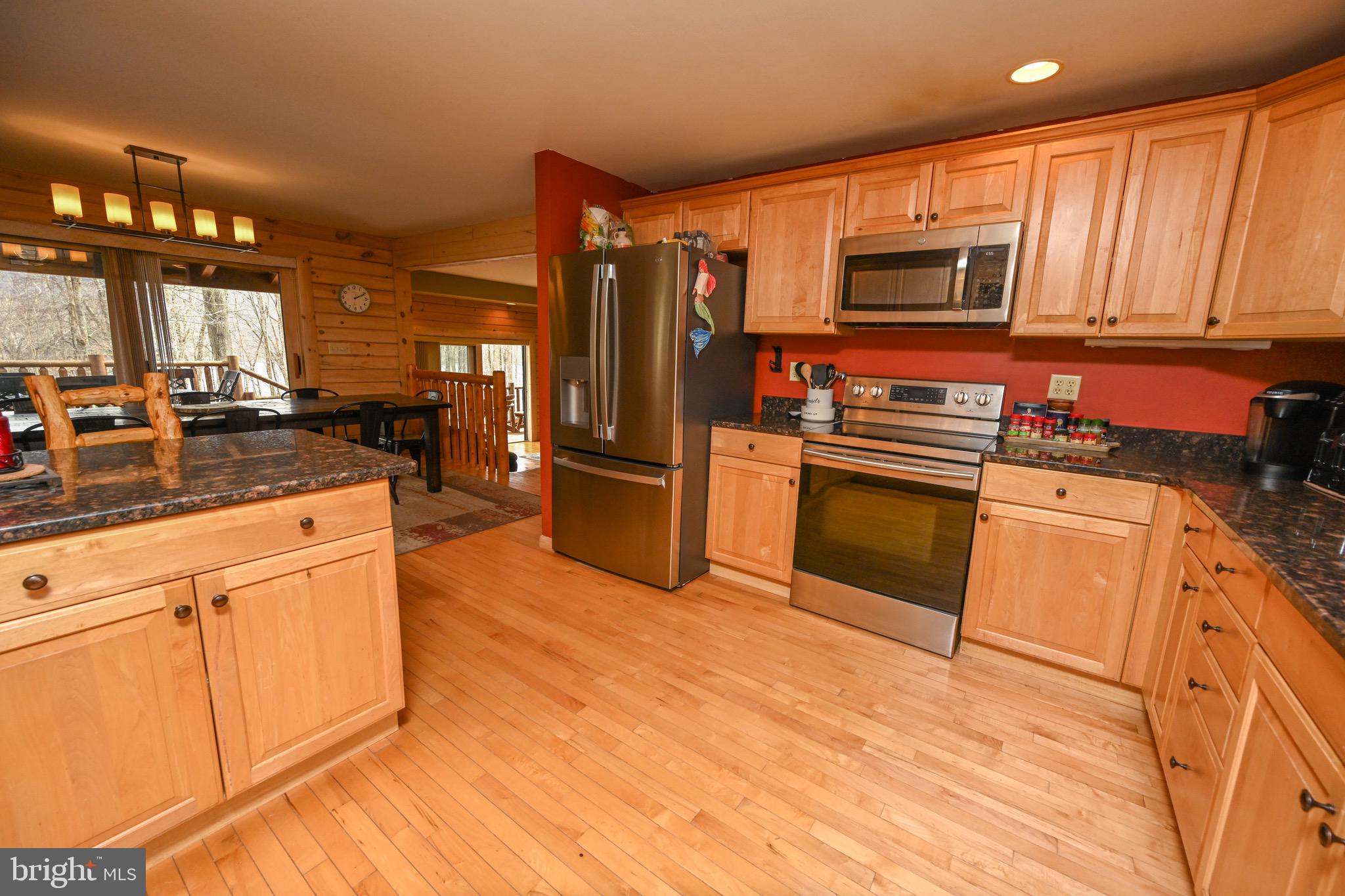 SANDY SHORES - Residential