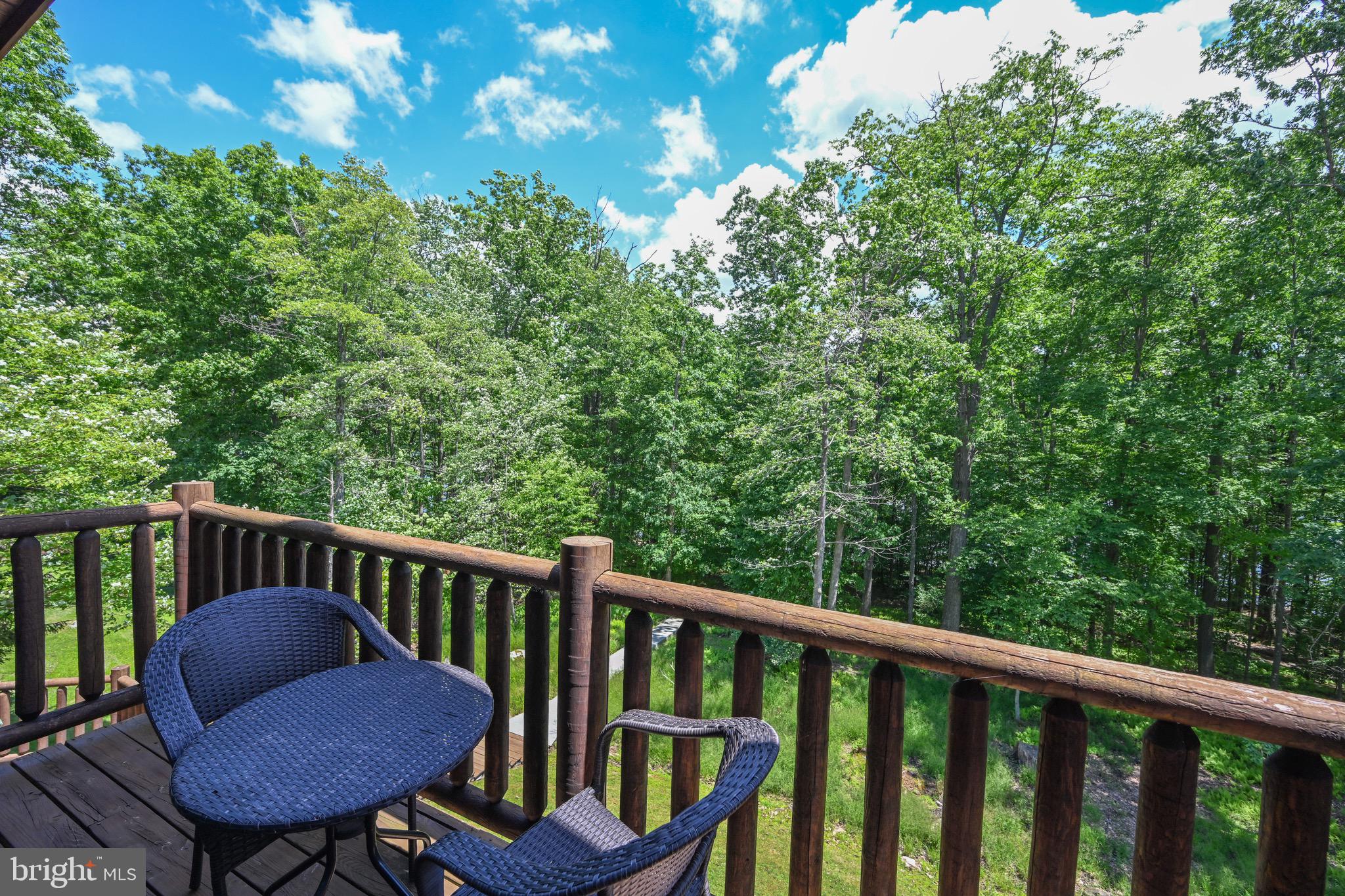 SANDY SHORES - Residential