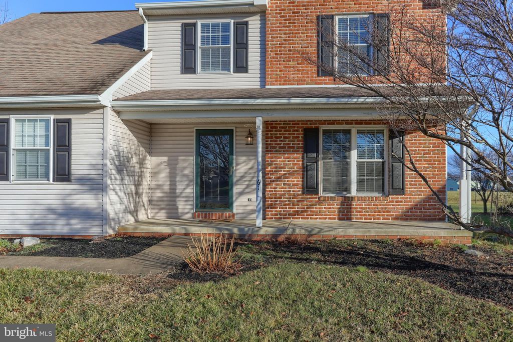 Photo of 61 Sunrise Circle, Denver, PA 17517 (MLS # PALA2045622)