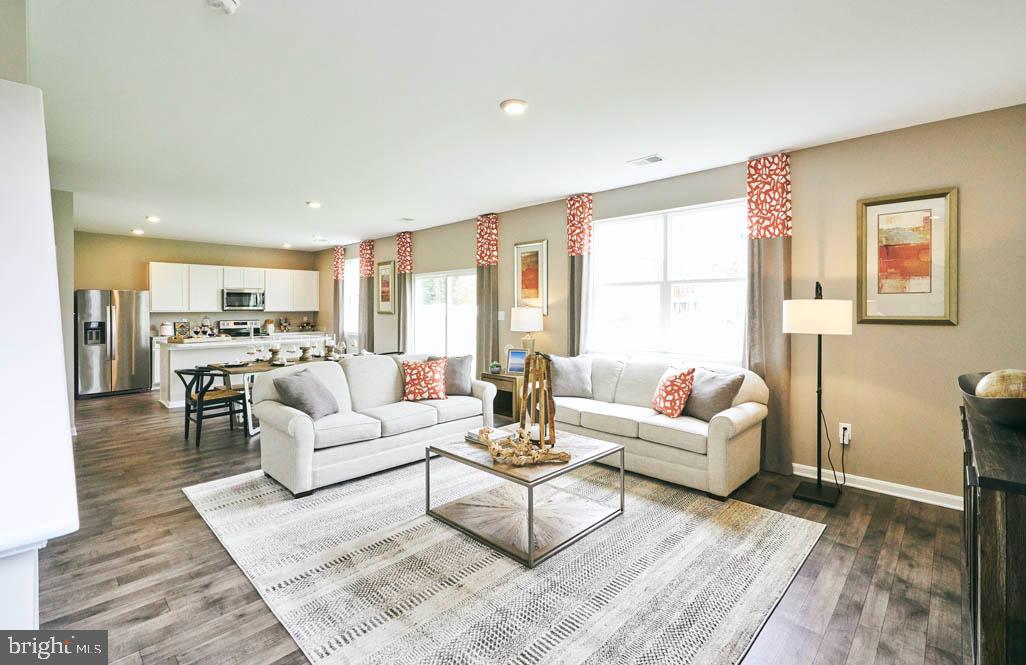 BARKSDALE CROSSING - Residential