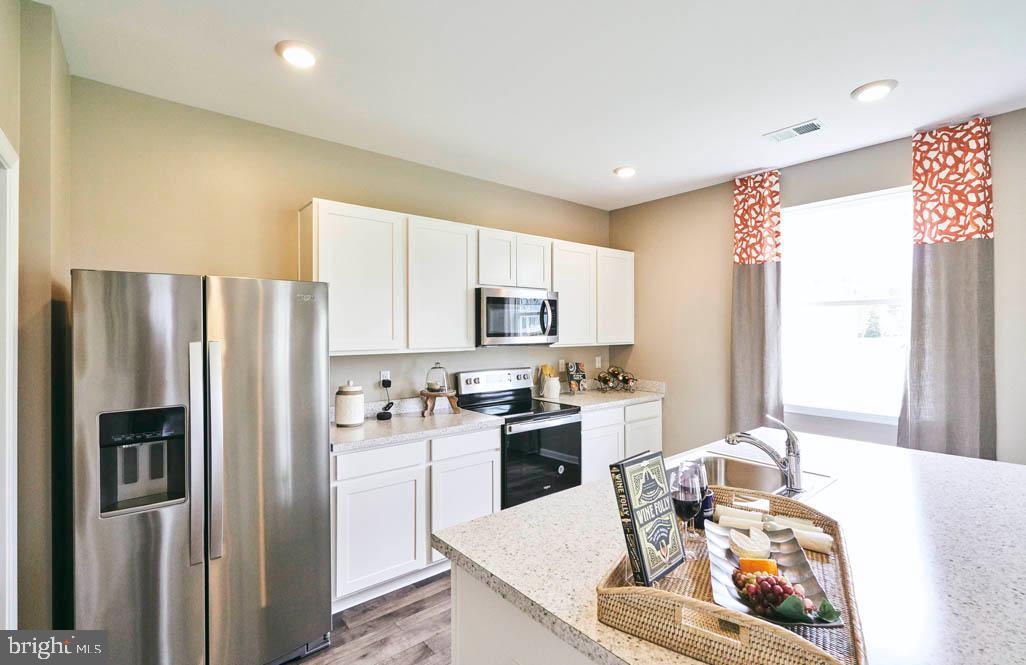 BARKSDALE CROSSING - Residential