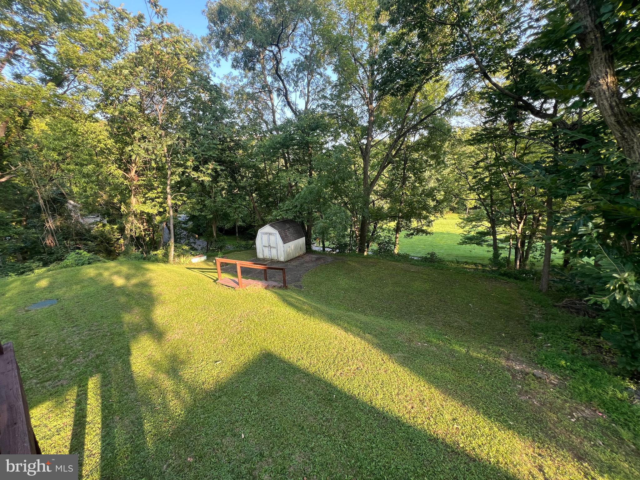 CRESTVIEW MANOR - Residential