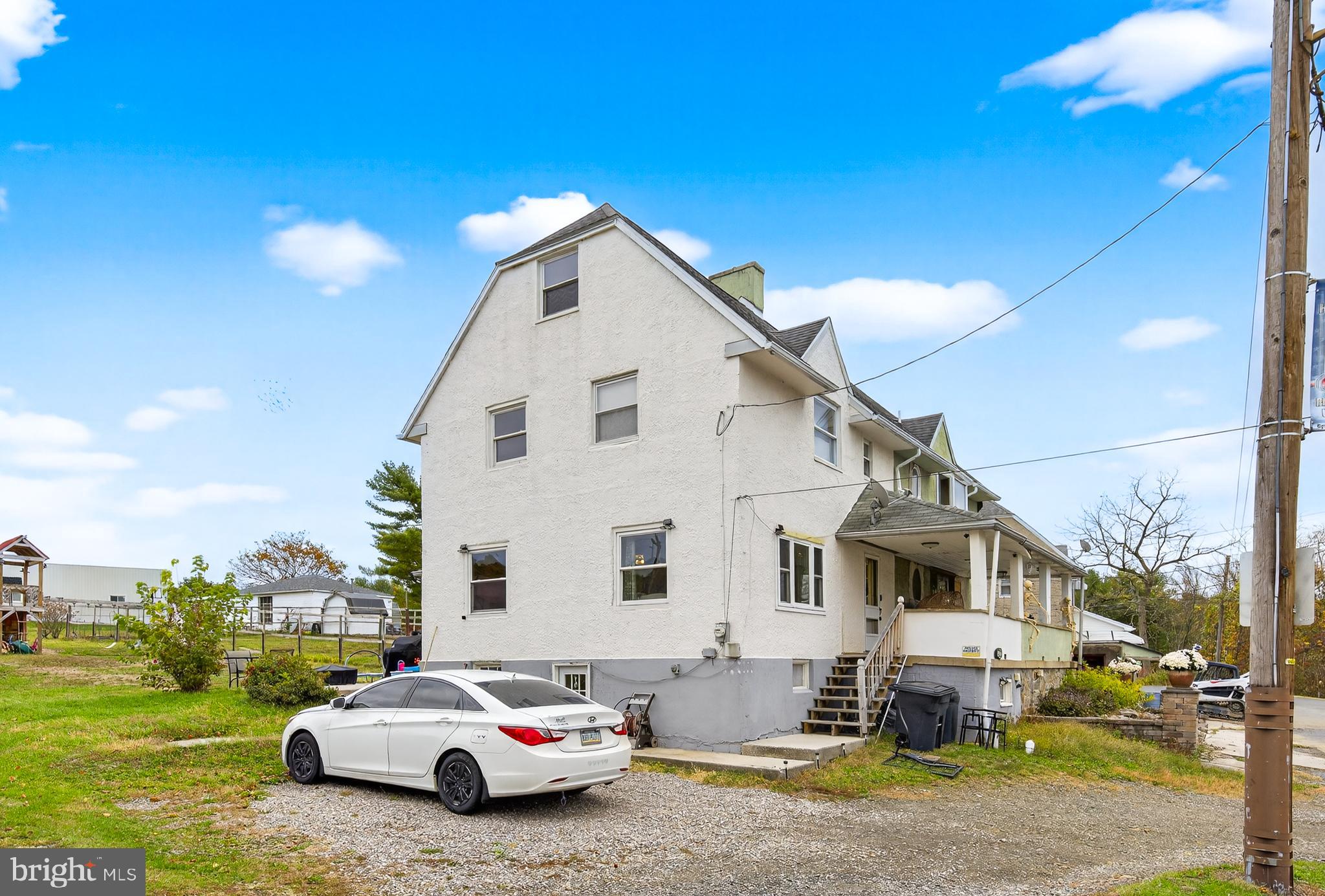 212 PINE STREET