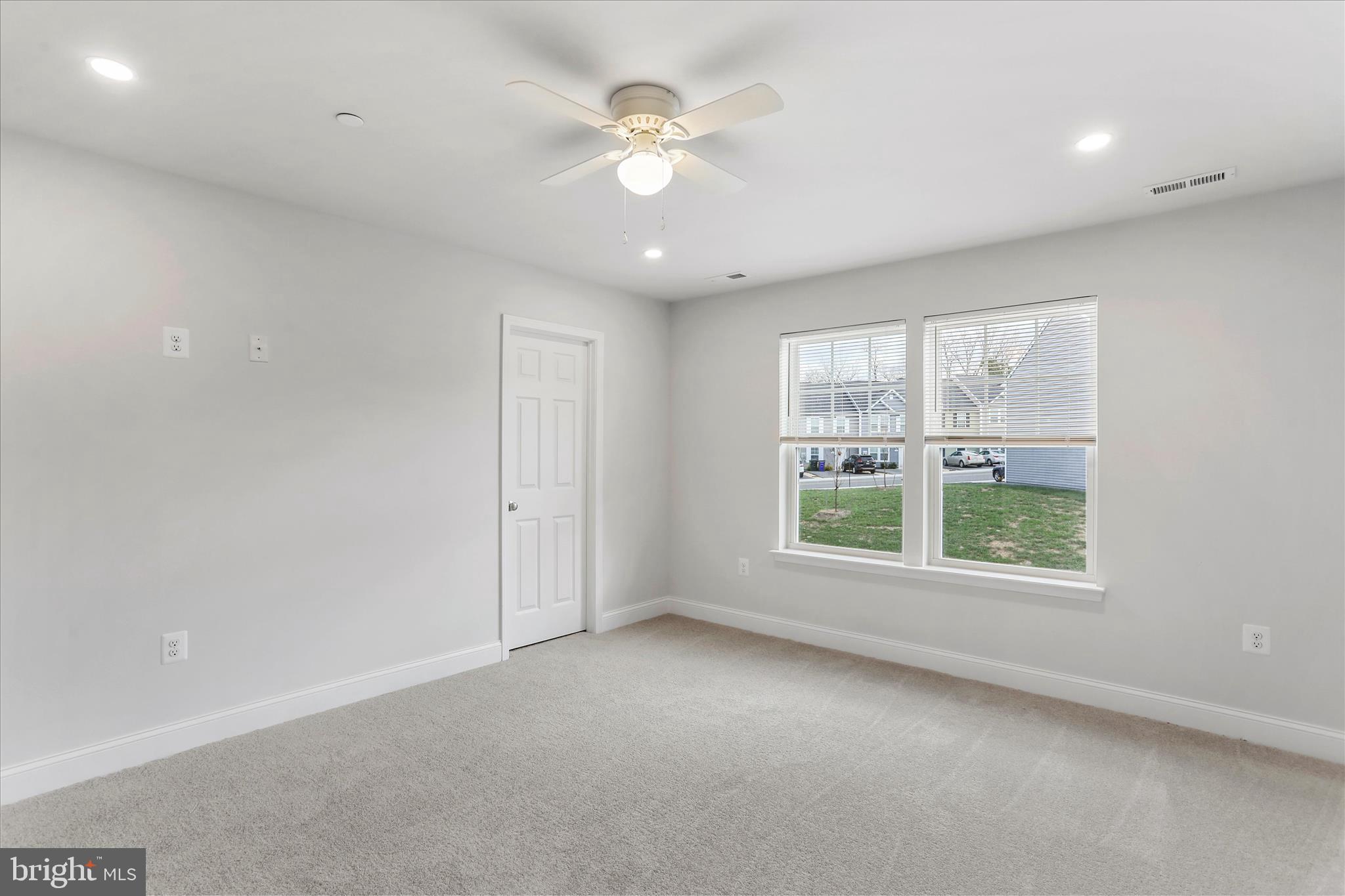 HAGERSTOWN - Residential