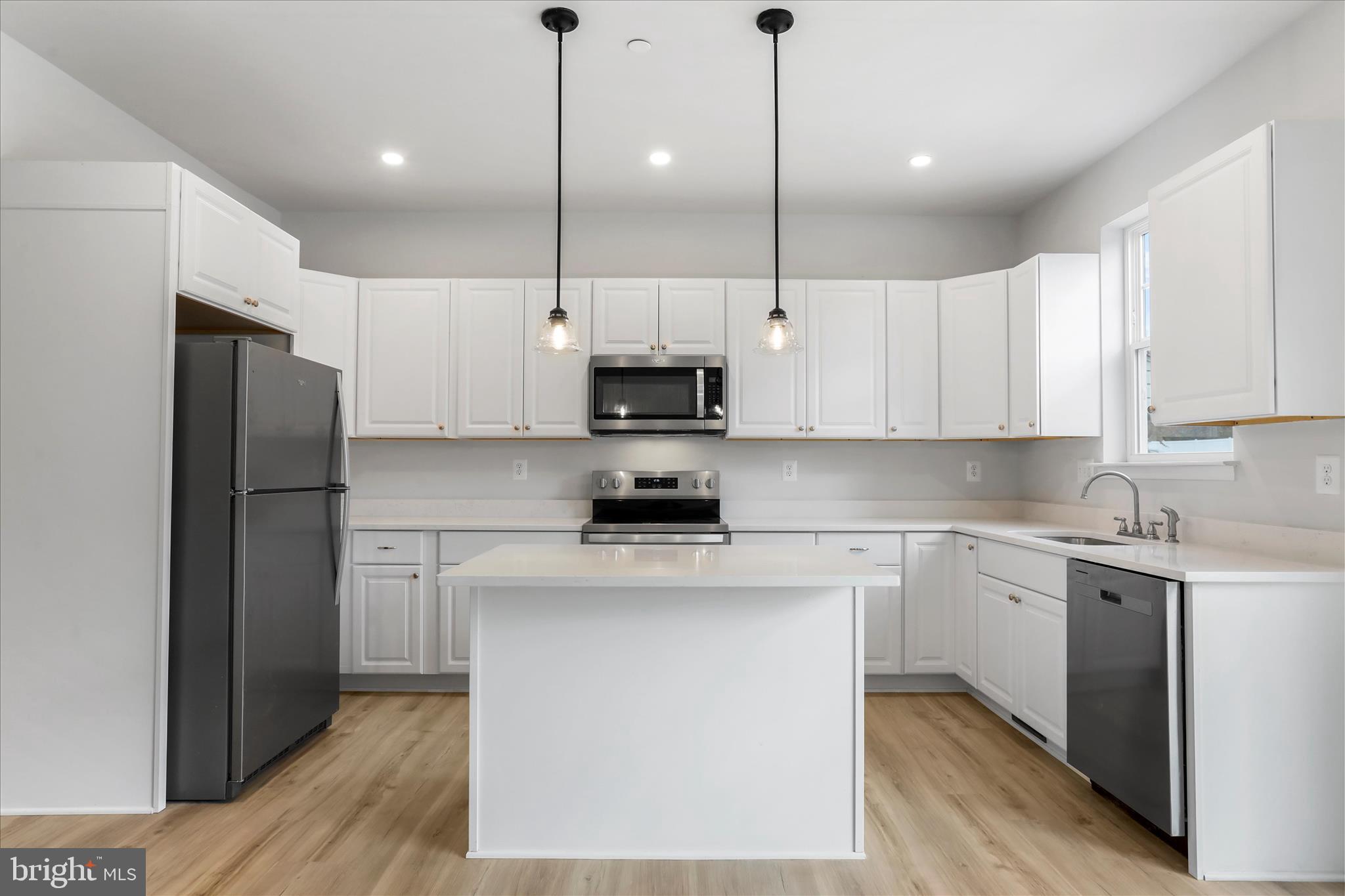 HAGERSTOWN - Residential