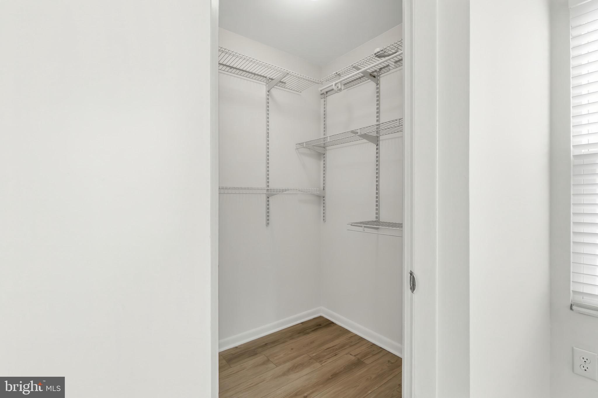 ANNAPOLIS OVERLOOK - Residential