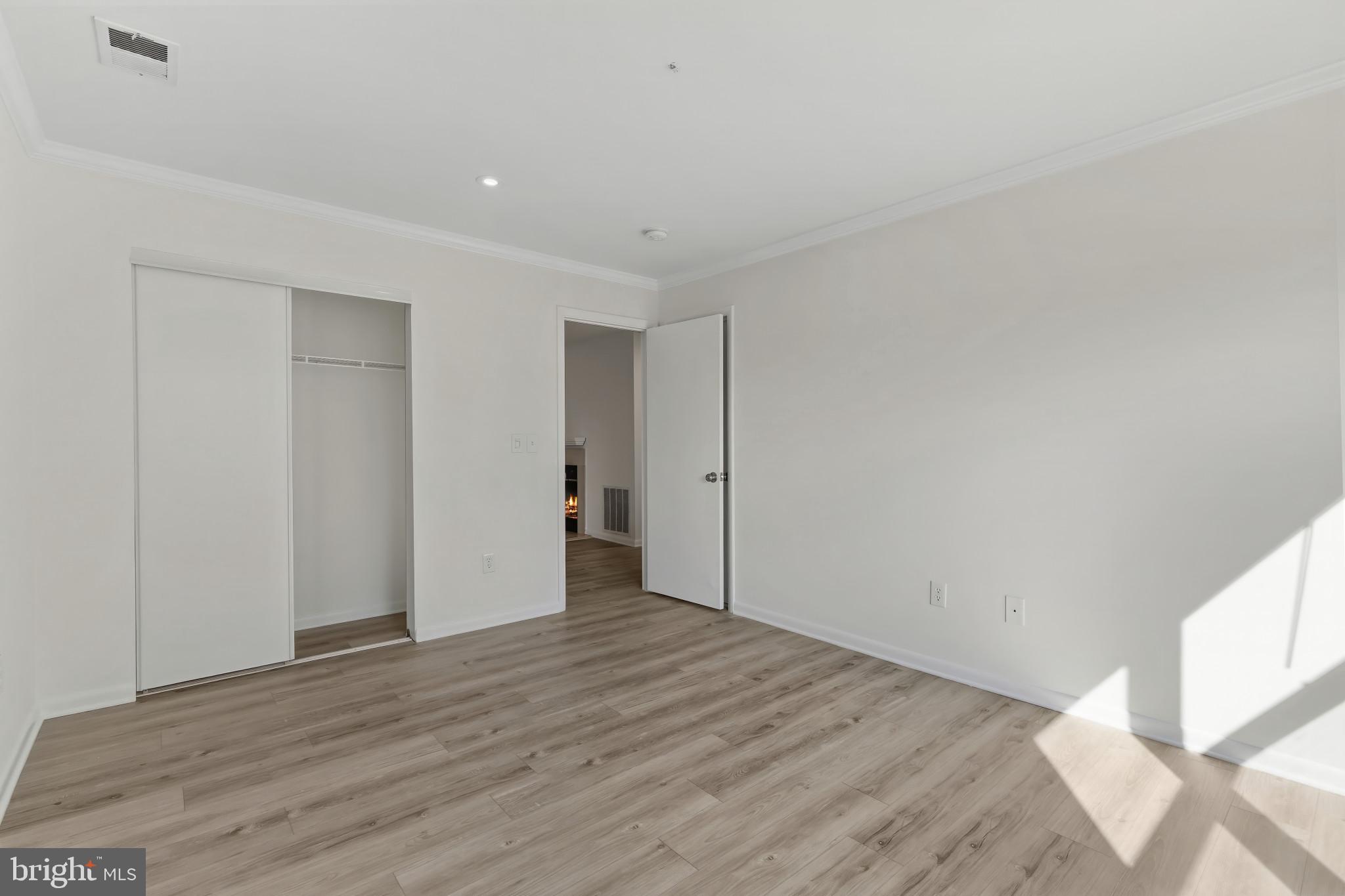 ANNAPOLIS OVERLOOK - Residential