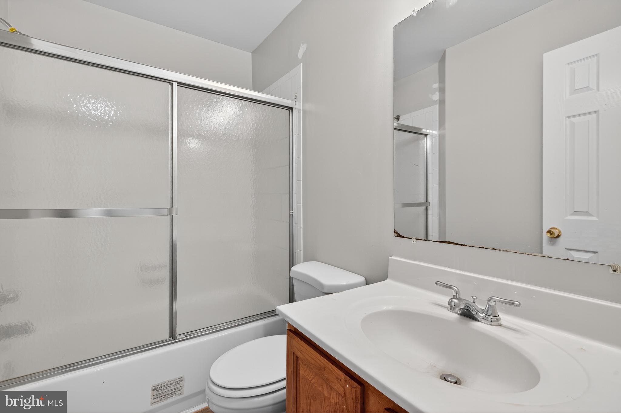 BROCK BRIDGE TOWNHOMES - Residential