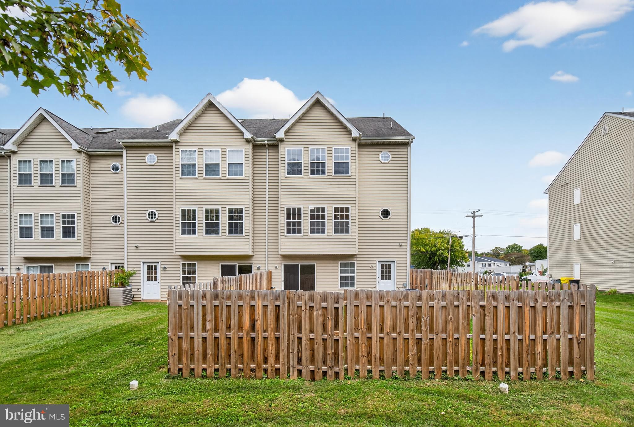 BROCK BRIDGE TOWNHOMES - Residential