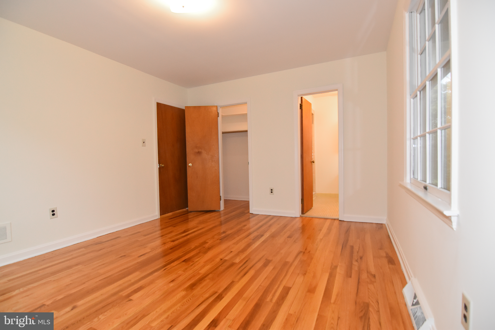 BROOKMEADE - Residential