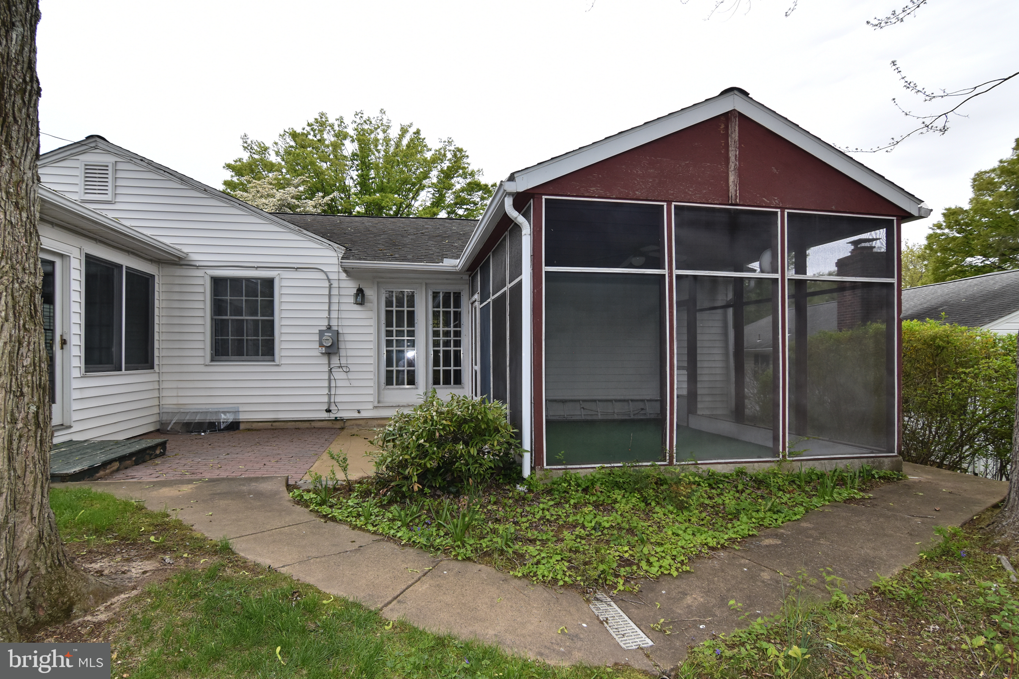 BROOKMEADE - Residential