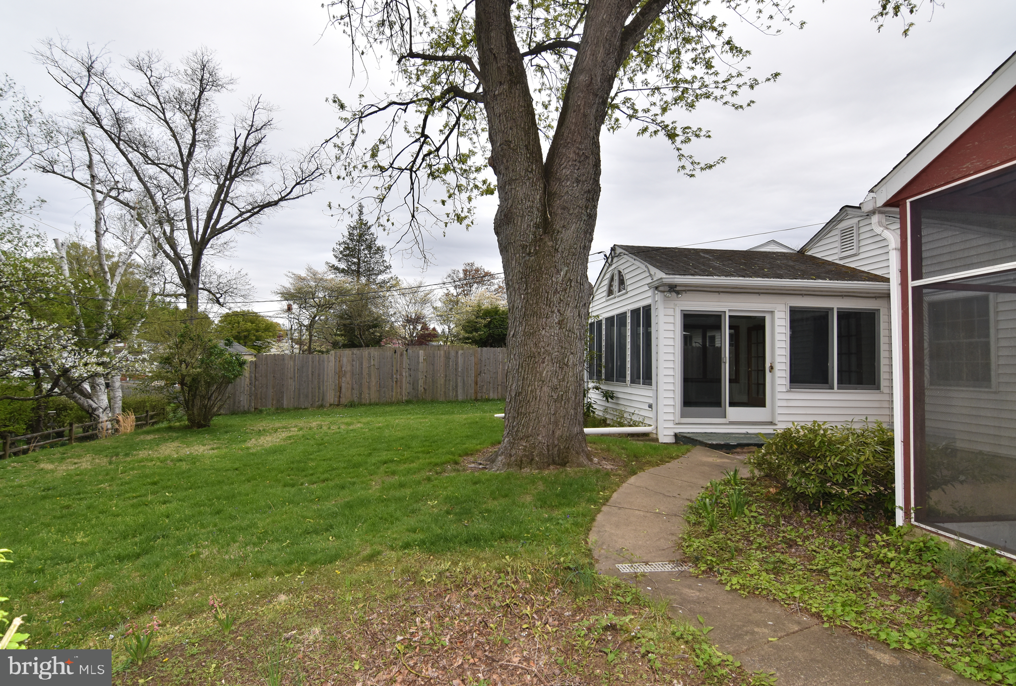 BROOKMEADE - Residential