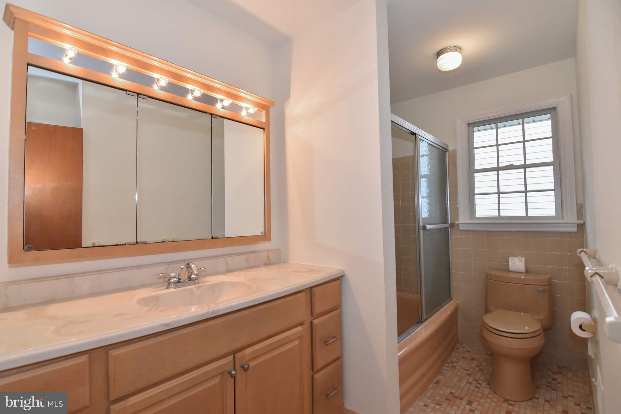 BROOKMEADE - Residential