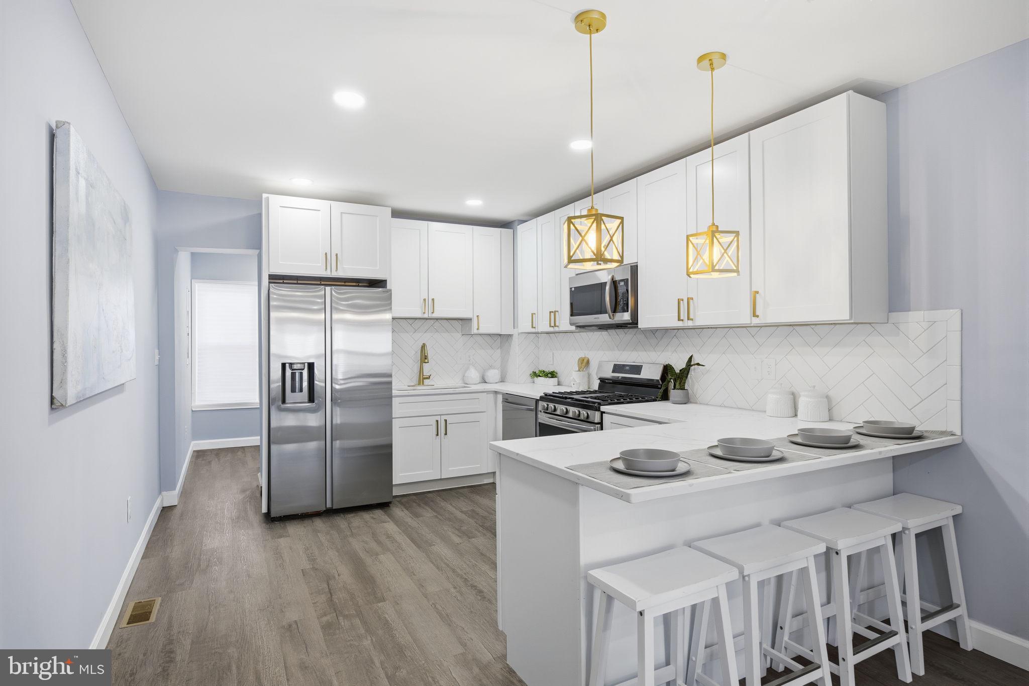 BROADWAY EAST - Residential