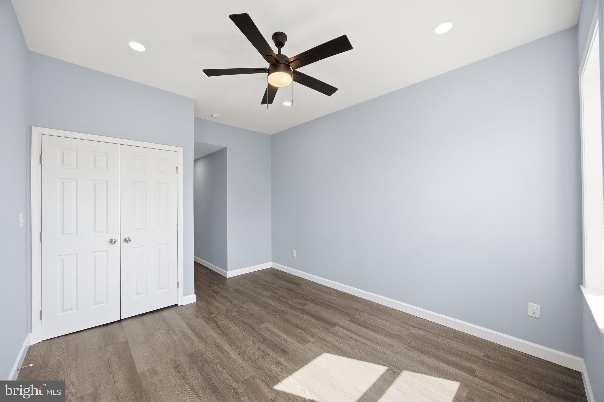 BROADWAY EAST - Residential