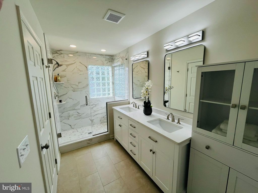 Photo of 13 Brady Circle, MIDDLETOWN, DE 19709 (MLS # DENC2090944)