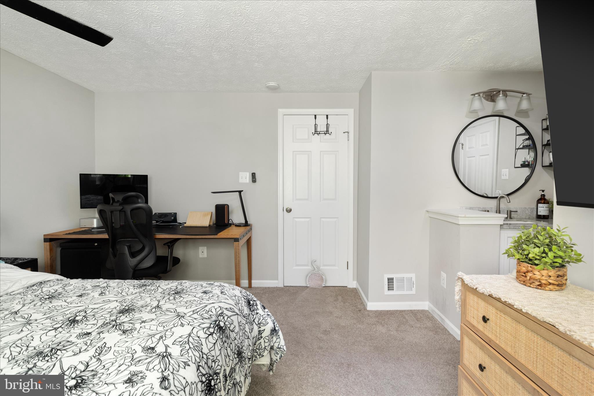 HEATHER GLEN - Residential