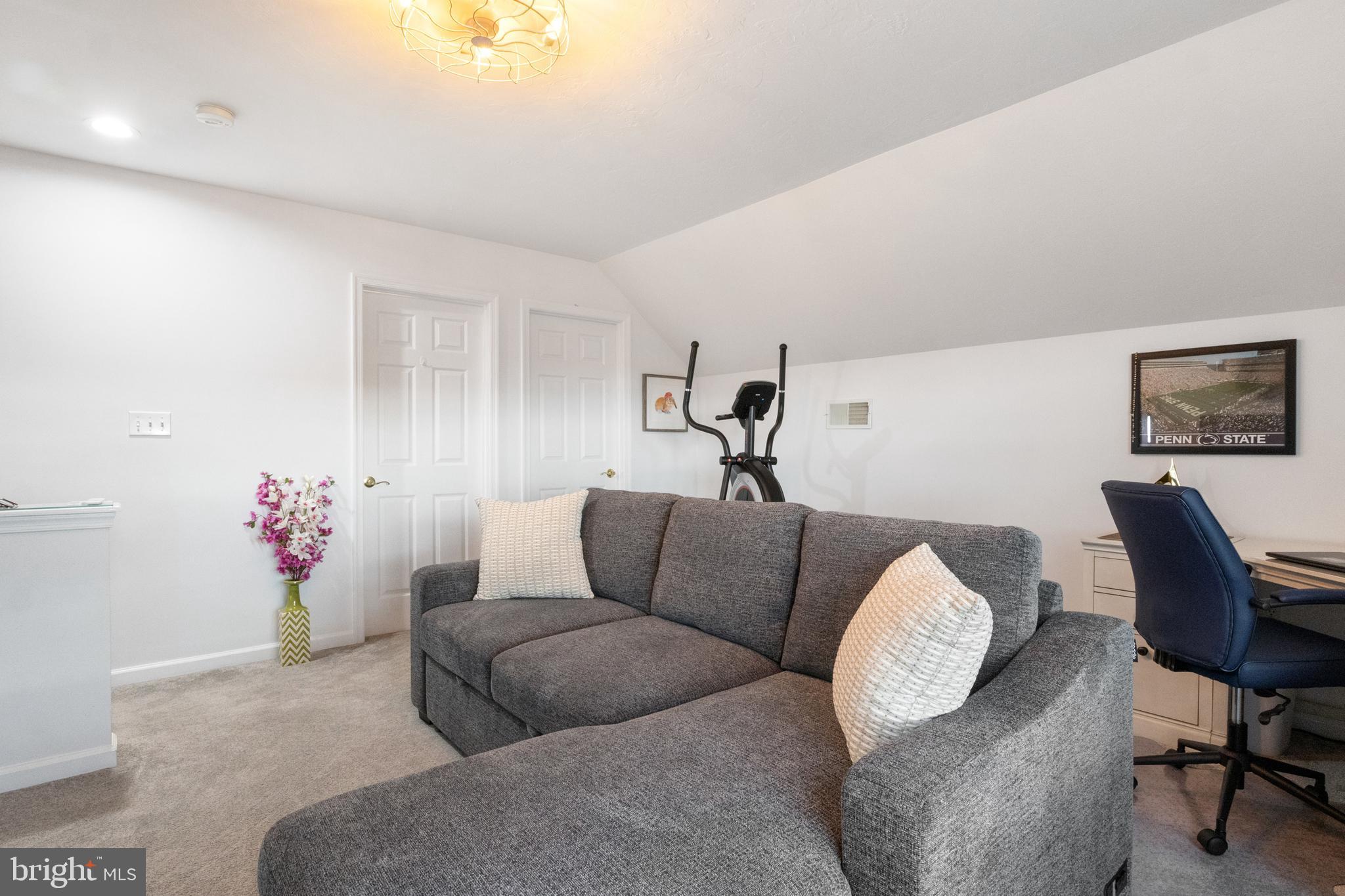 JACKSON HEIGHTS VILLAS - Residential