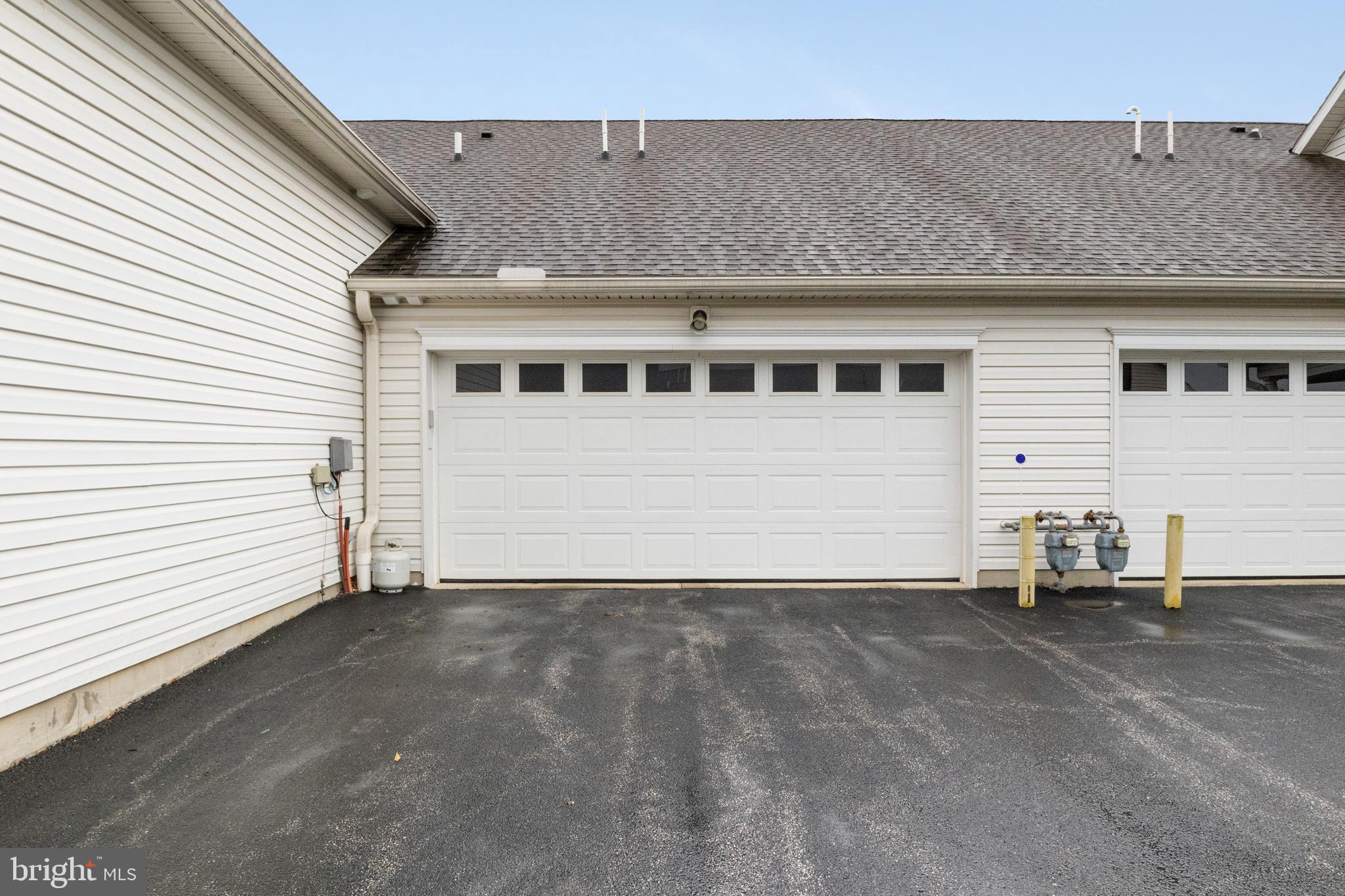 JACKSON HEIGHTS VILLAS - Residential