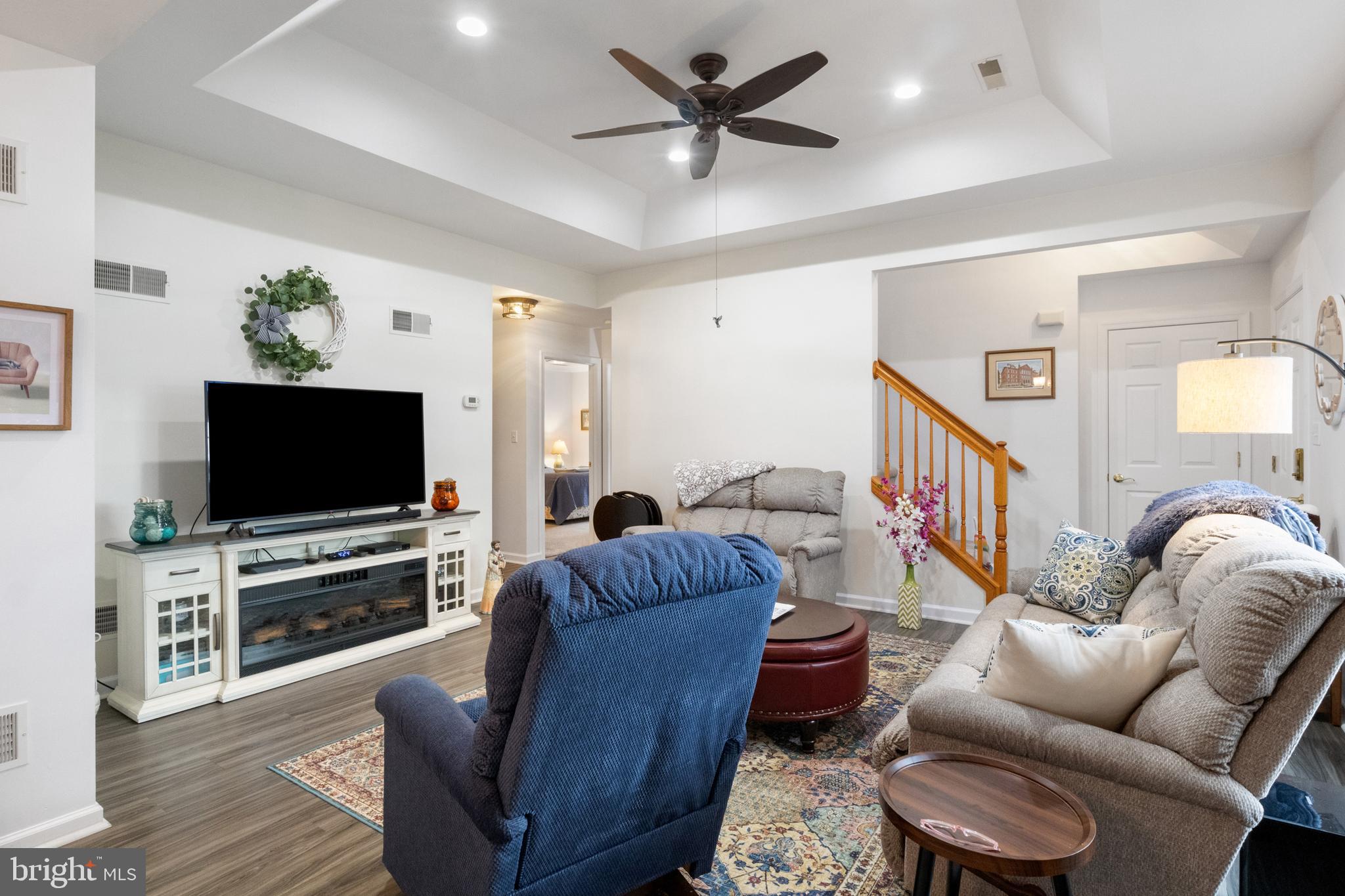 JACKSON HEIGHTS VILLAS - Residential