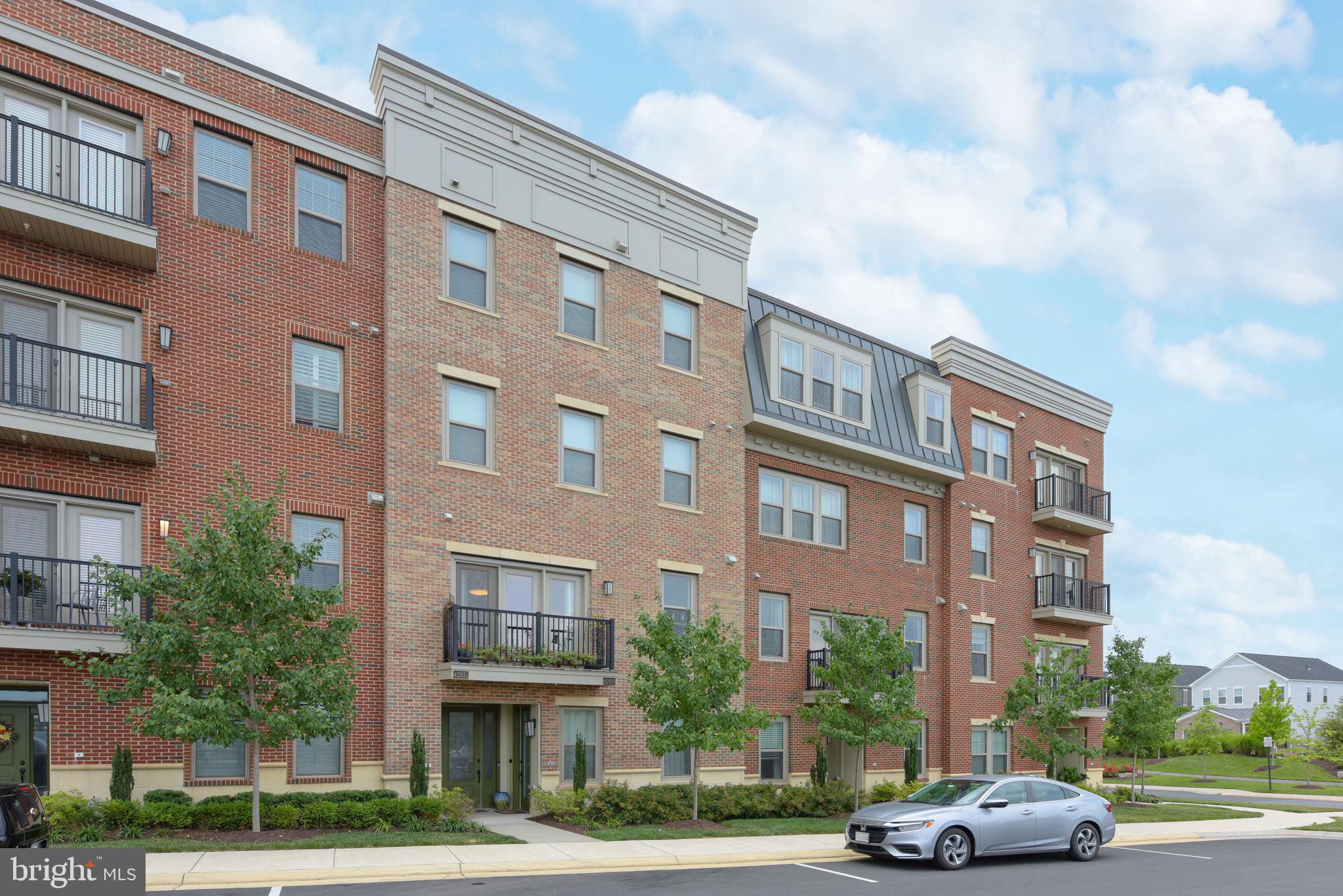 BIRCHWOOD AT BRAMBLETON - Residential