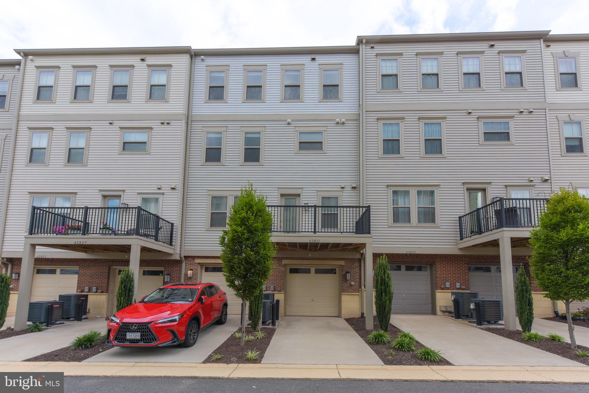 BIRCHWOOD AT BRAMBLETON - Residential