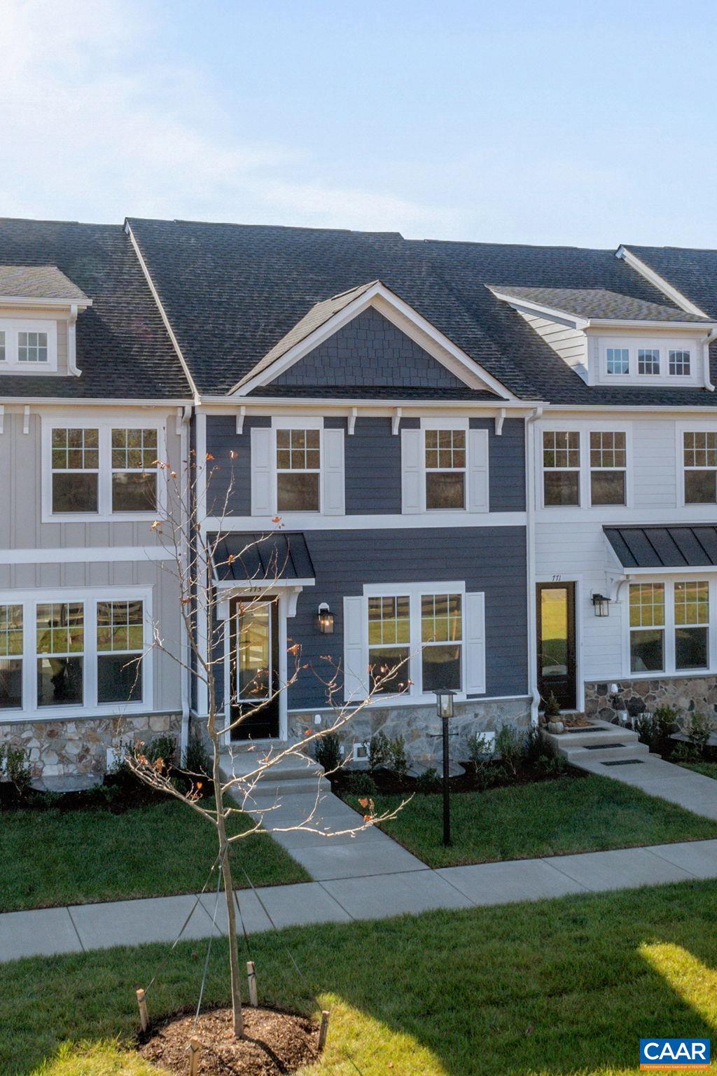 5 WOODBURN RD