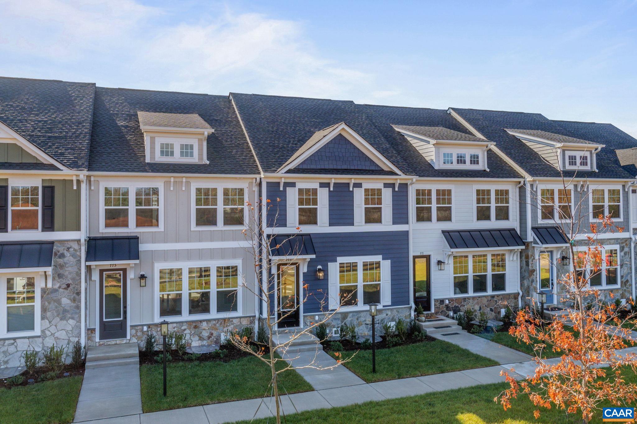 5 WOODBURN RD