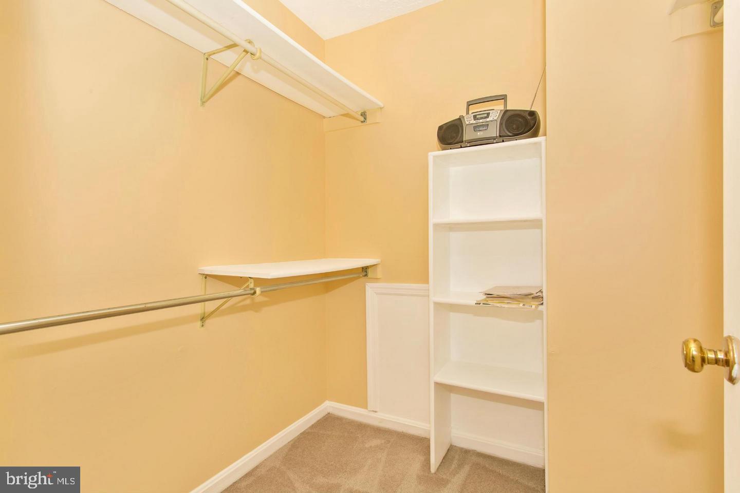 WINDBROOKE - Residential Lease