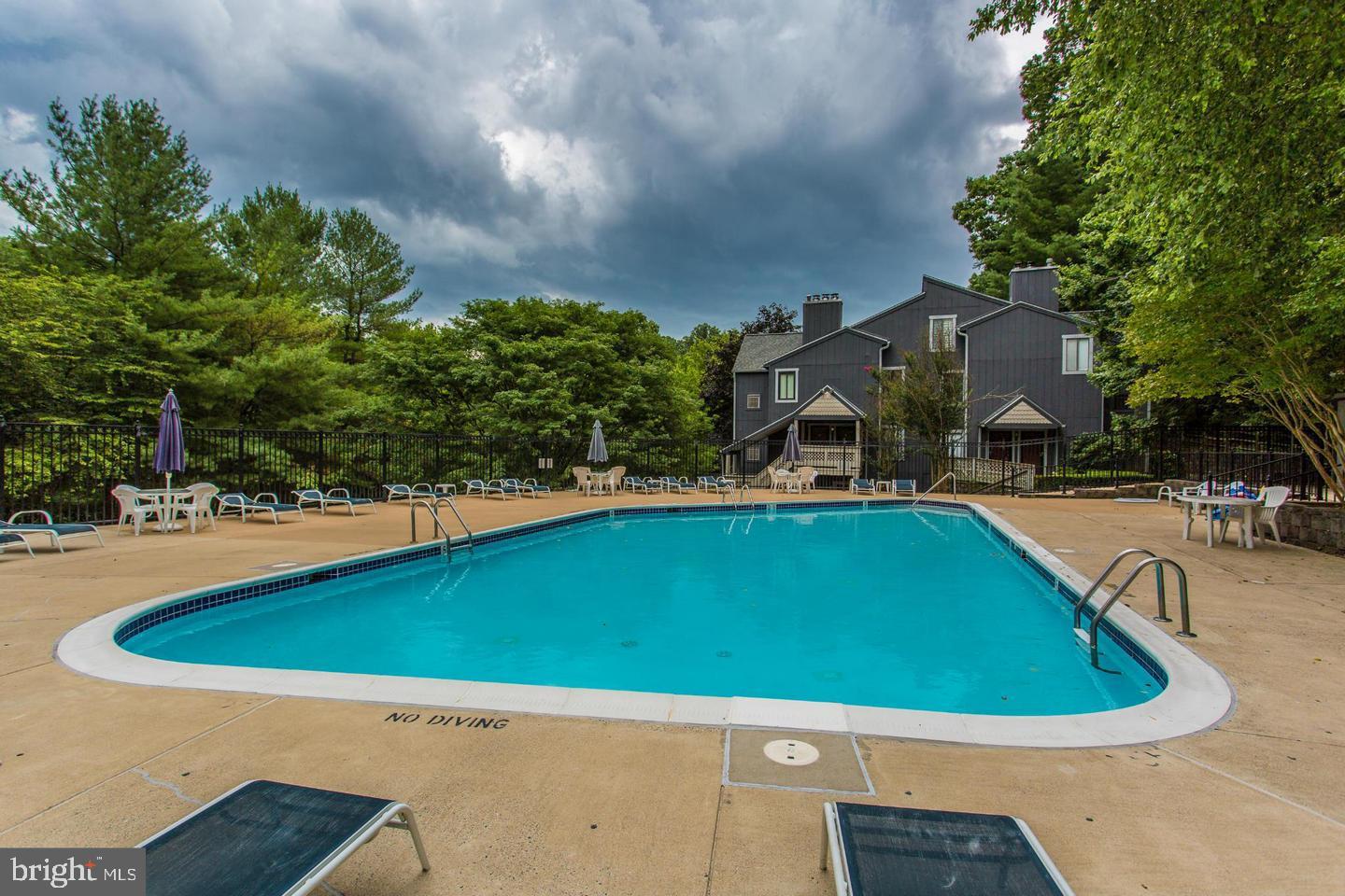 WINDBROOKE - Residential Lease