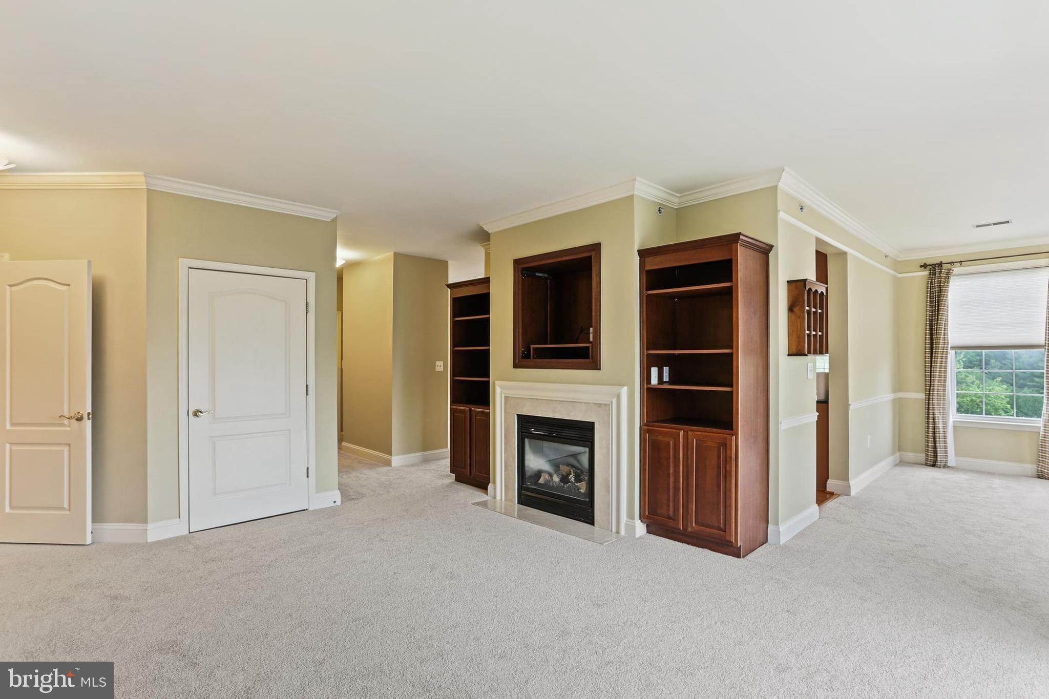 RIVER HILL - Residential Lease