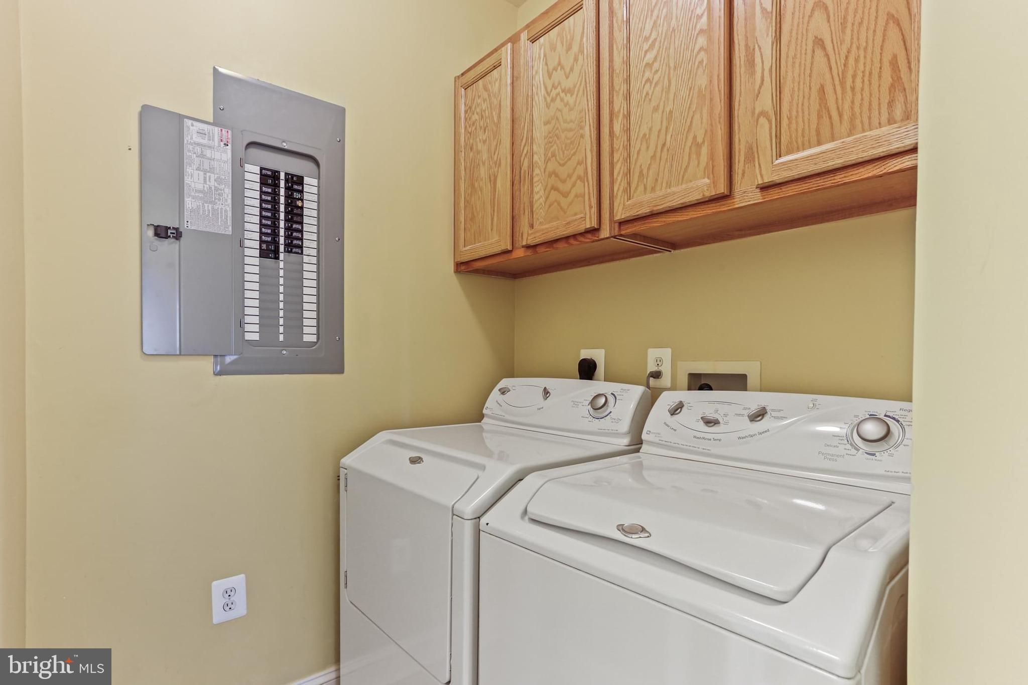 RIVER HILL - Residential Lease