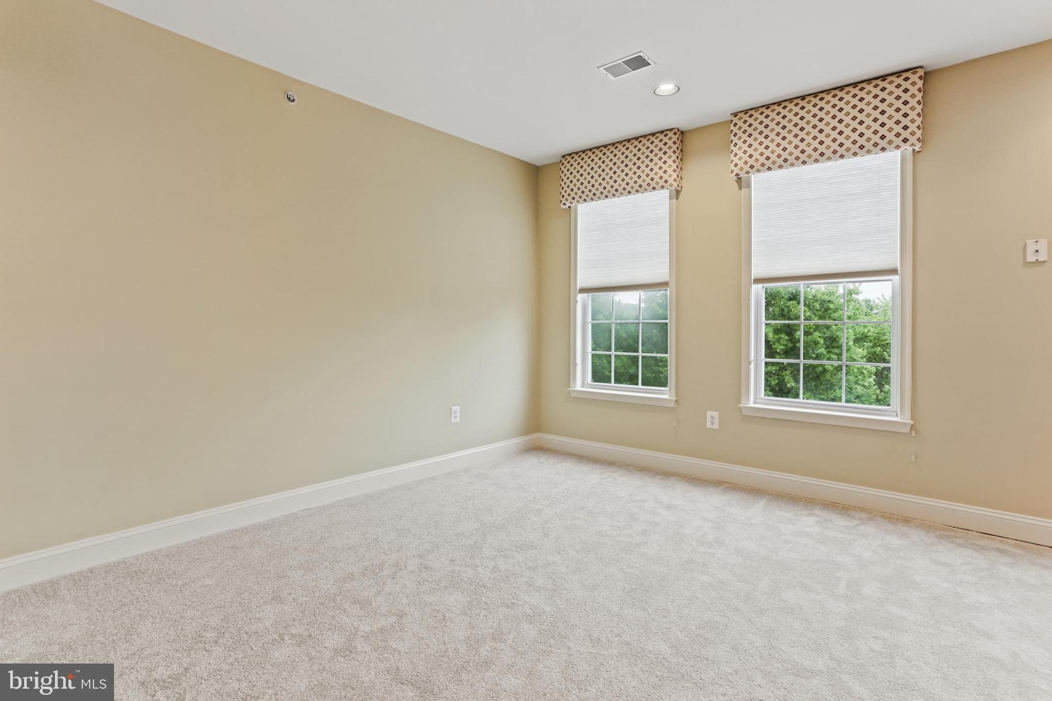 RIVER HILL - Residential Lease